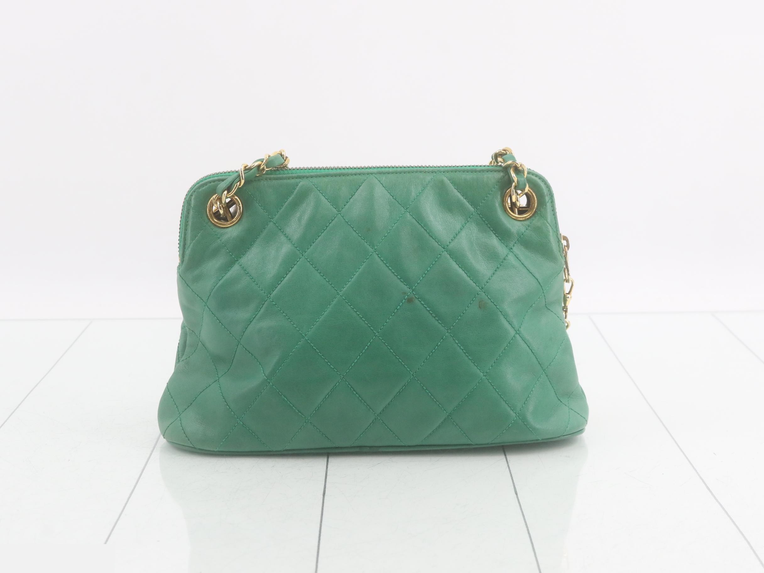 Matelassé Lambskin Green Chain Shoulder Bag — view 2