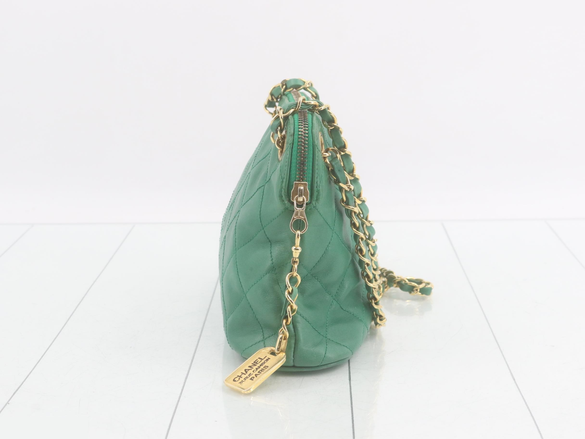 Matelassé Lambskin Green Chain Shoulder Bag — view 4