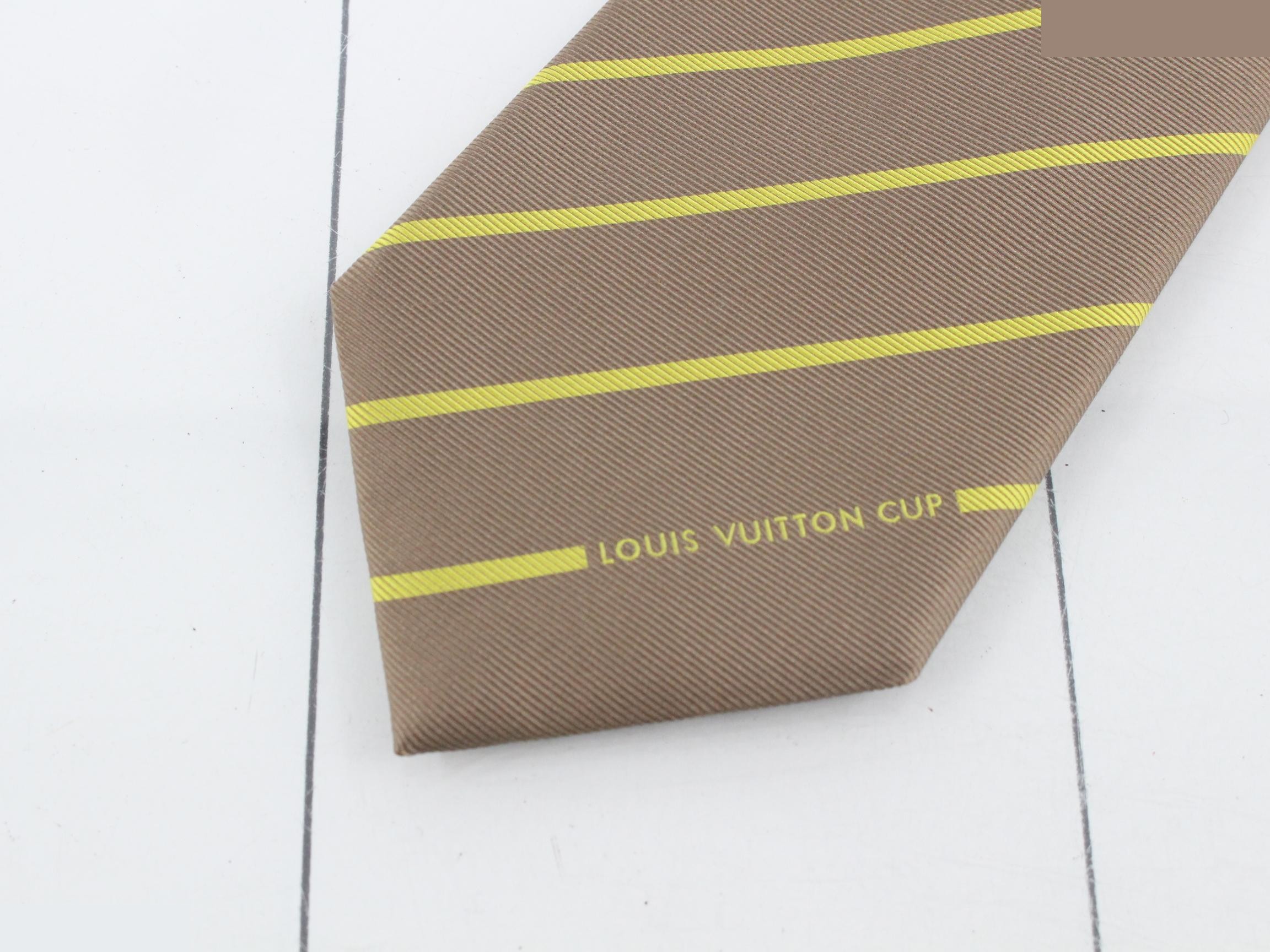 cup (small item) and tie with tags attached. — view 3