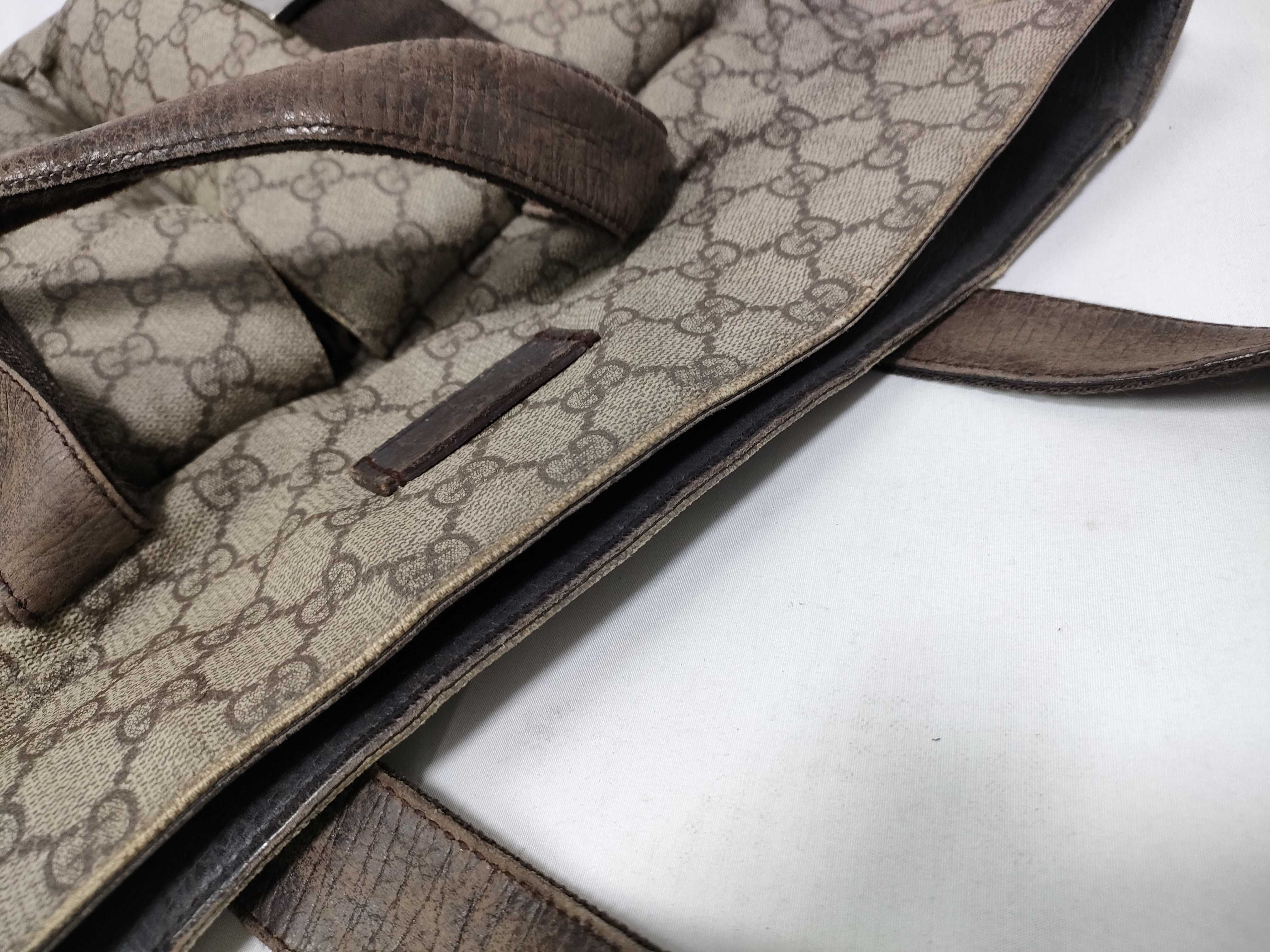 GG Supreme Handbag — view 11
