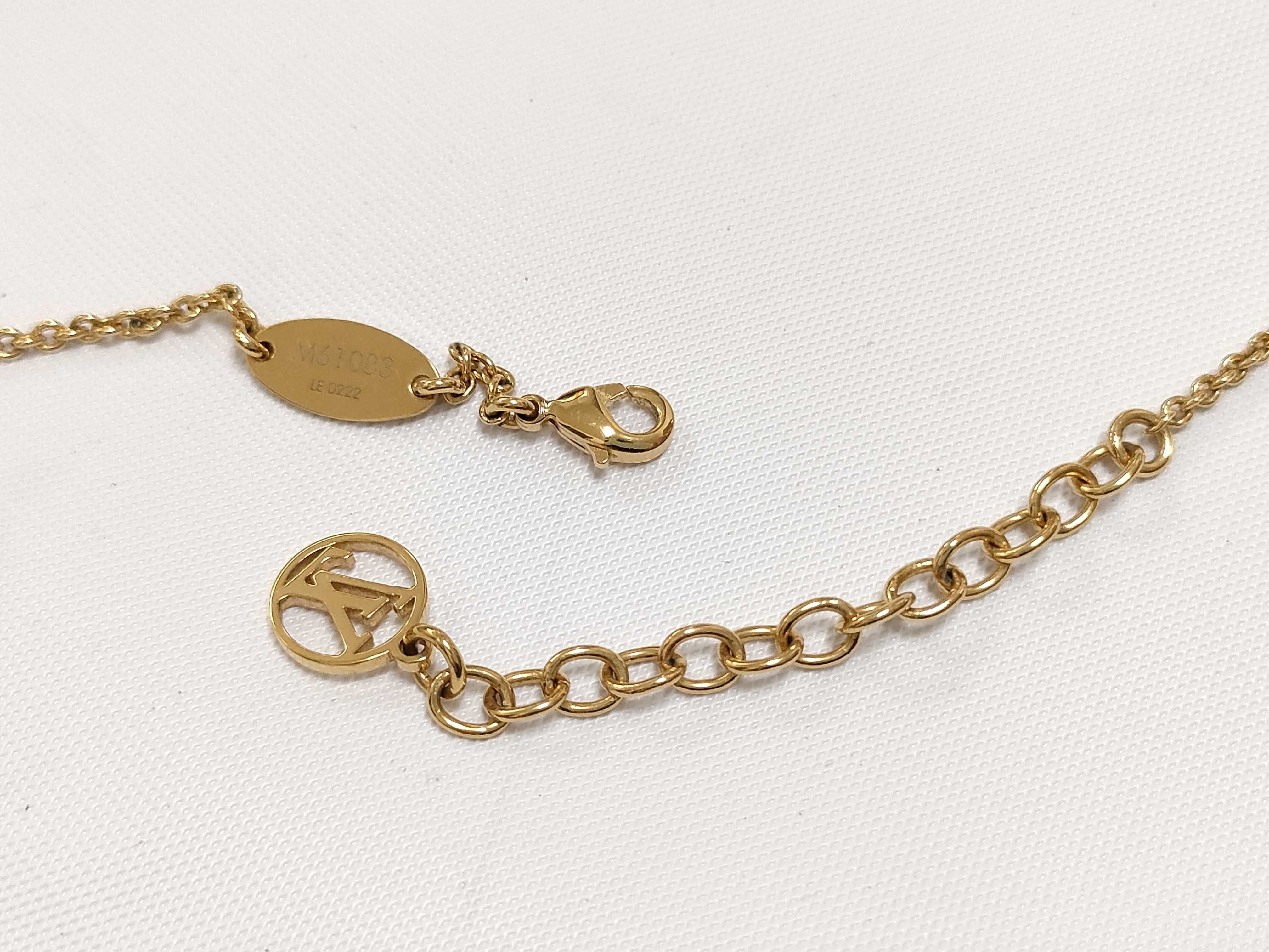 Essential V Necklace — view 8