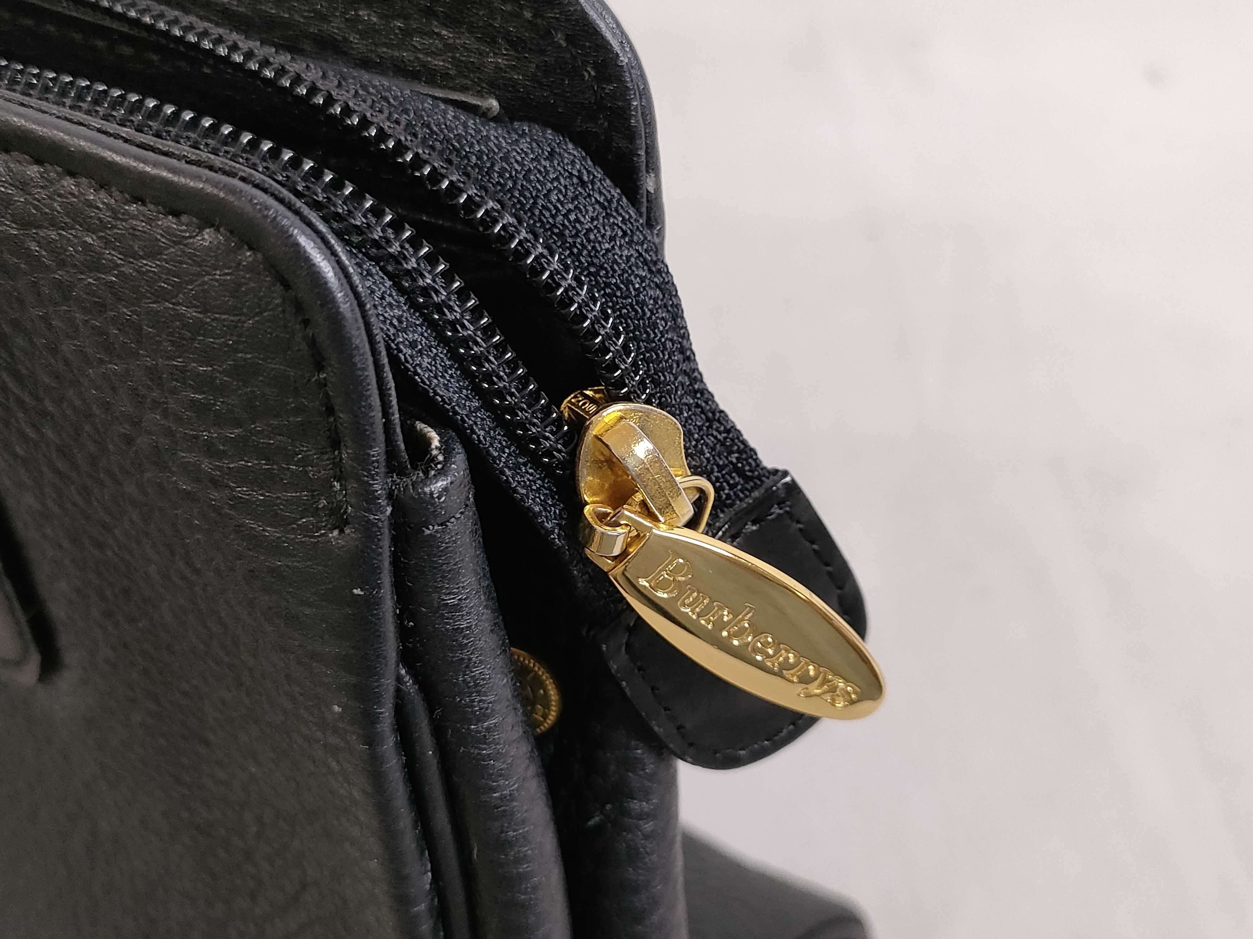 Burberrys / Handbag / Leather Handbag — view 13