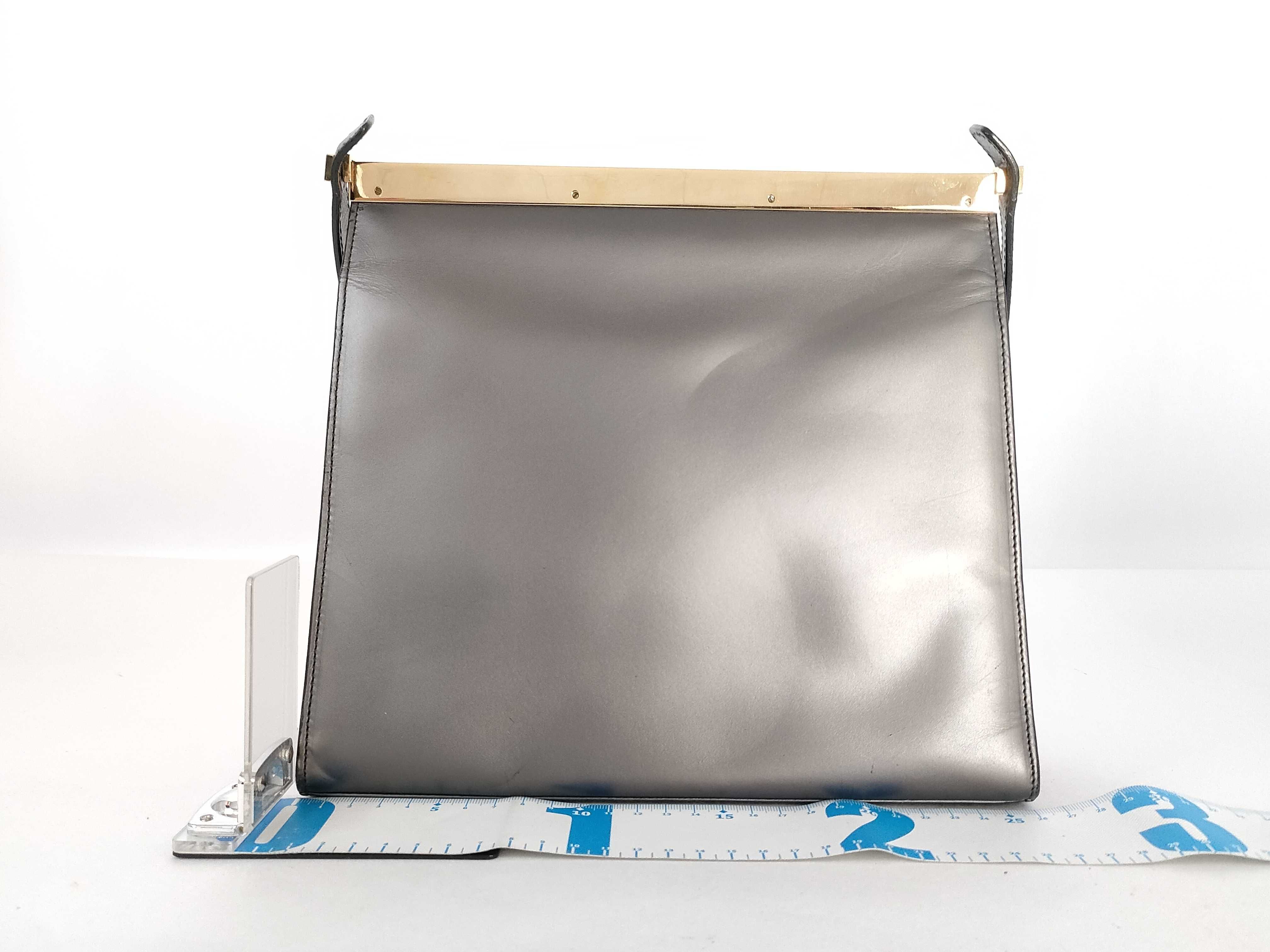001 2058 Shoulder Bag, One-Shoulder, Leather, Gray Shoulder Bag — view 2