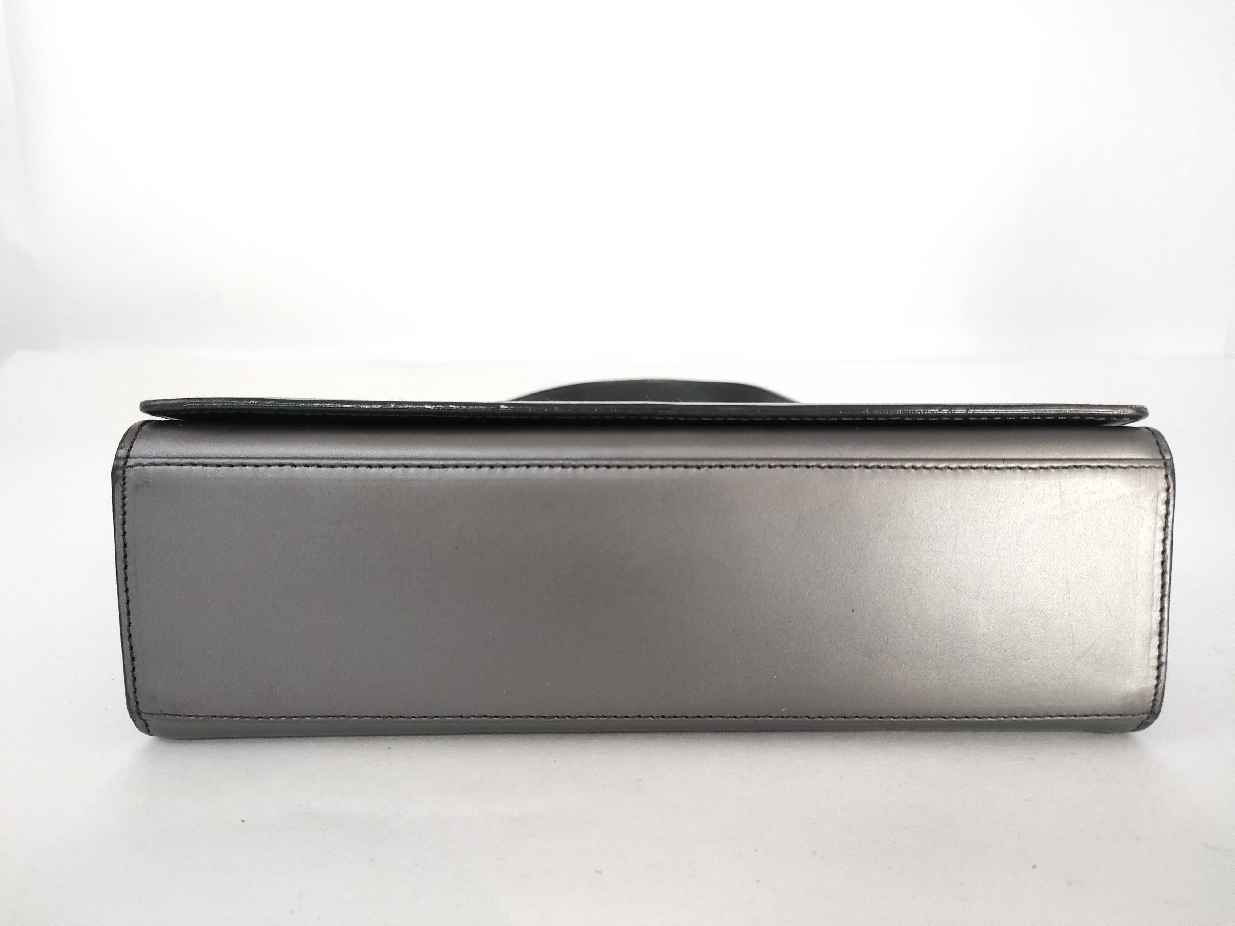 001 2058 Shoulder Bag, One-Shoulder, Leather, Gray Shoulder Bag — view 7