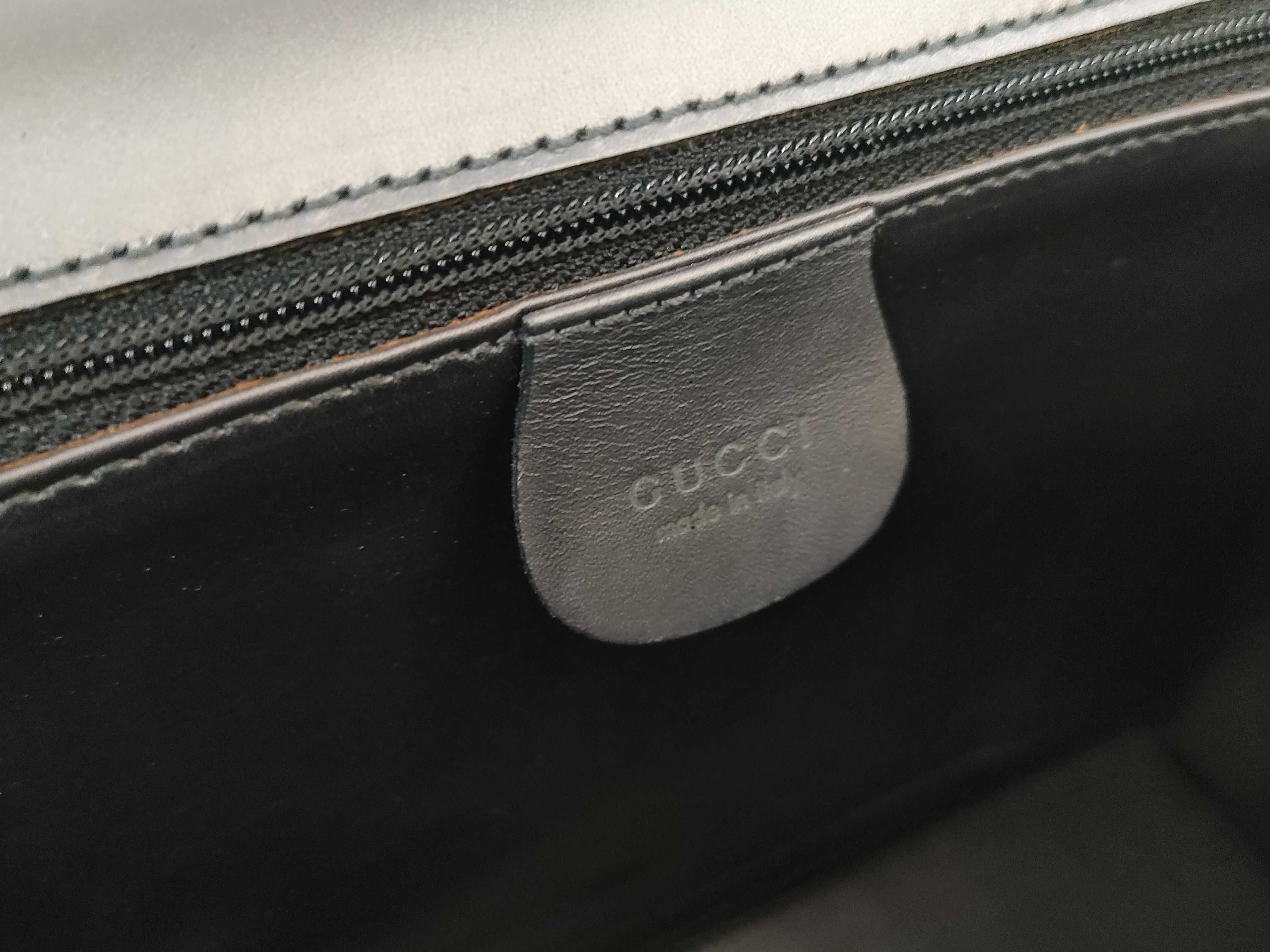 001 2058 Shoulder Bag, One-Shoulder, Leather, Gray Shoulder Bag — view 10