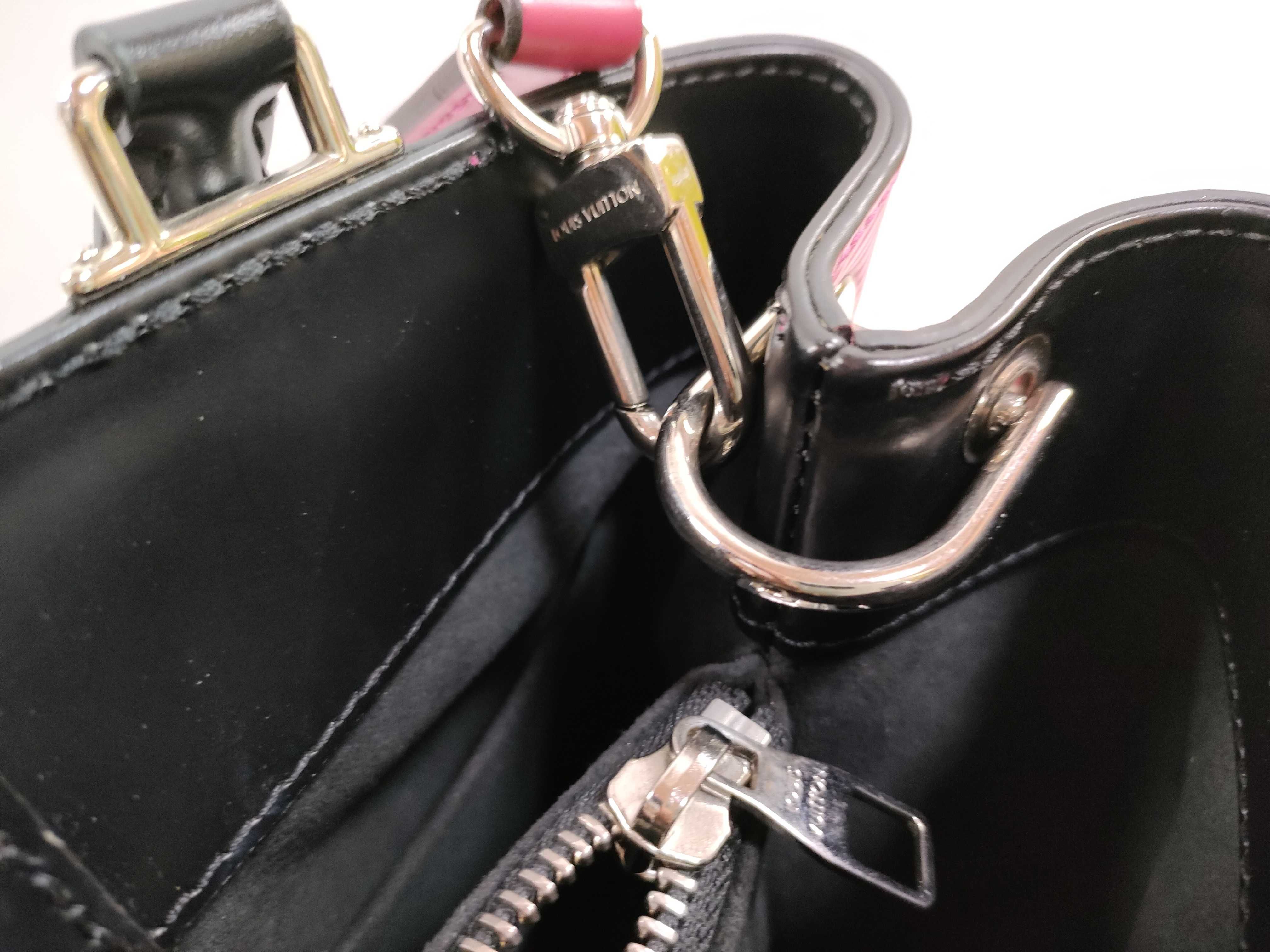 Epi Louis Vuitton Epi Handbag — view 13