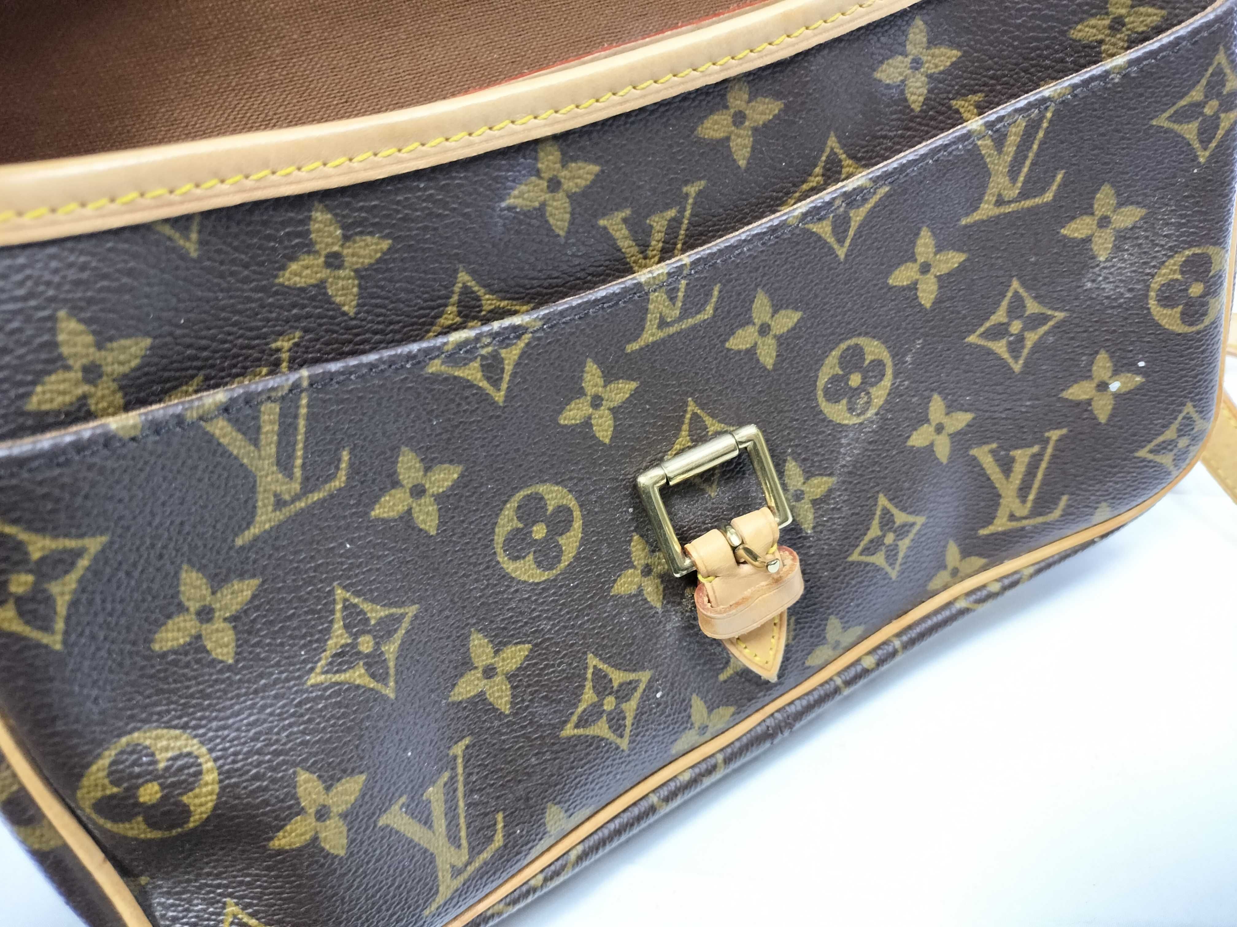 Monogram M42250 Sologne Shoulder Bag — view 9