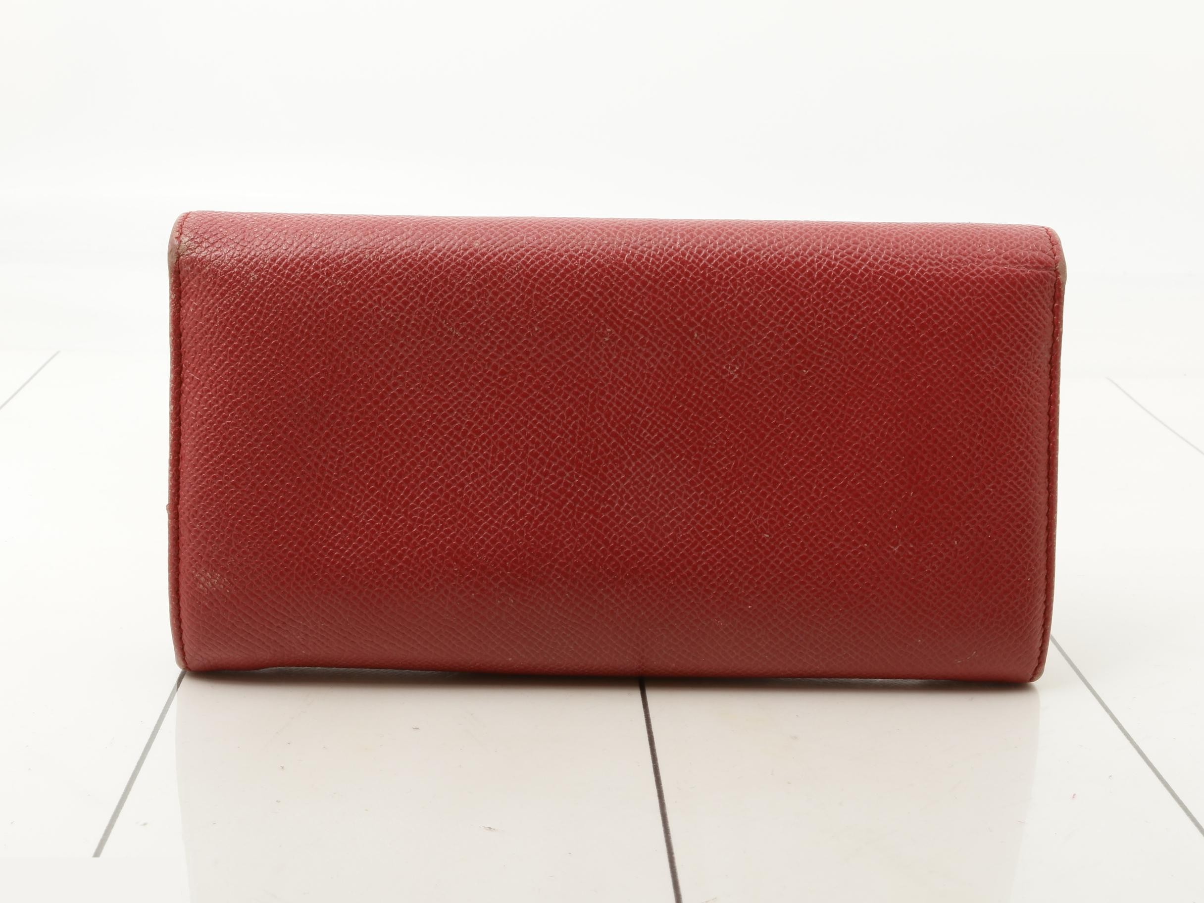 Other lines: Bags and Wallets — view 3