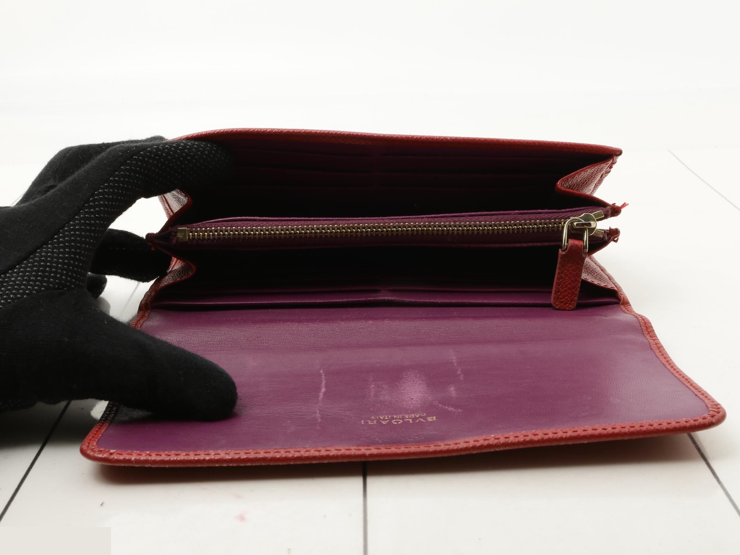 Other lines: Bags and Wallets — view 5