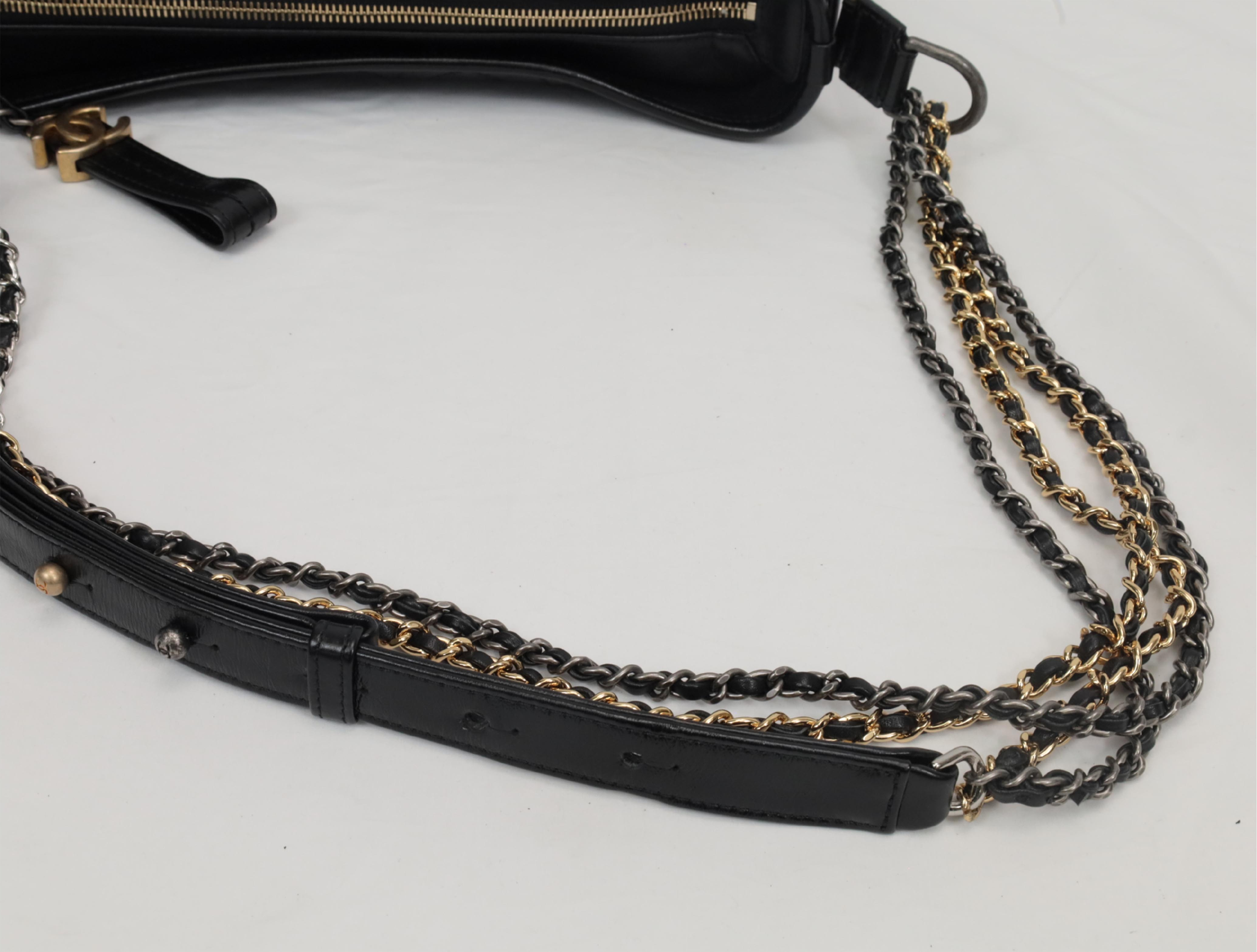 Gabrielle de Chanel Vintage Calfskin Shoulder Bag (Serial Number 25) — view 11