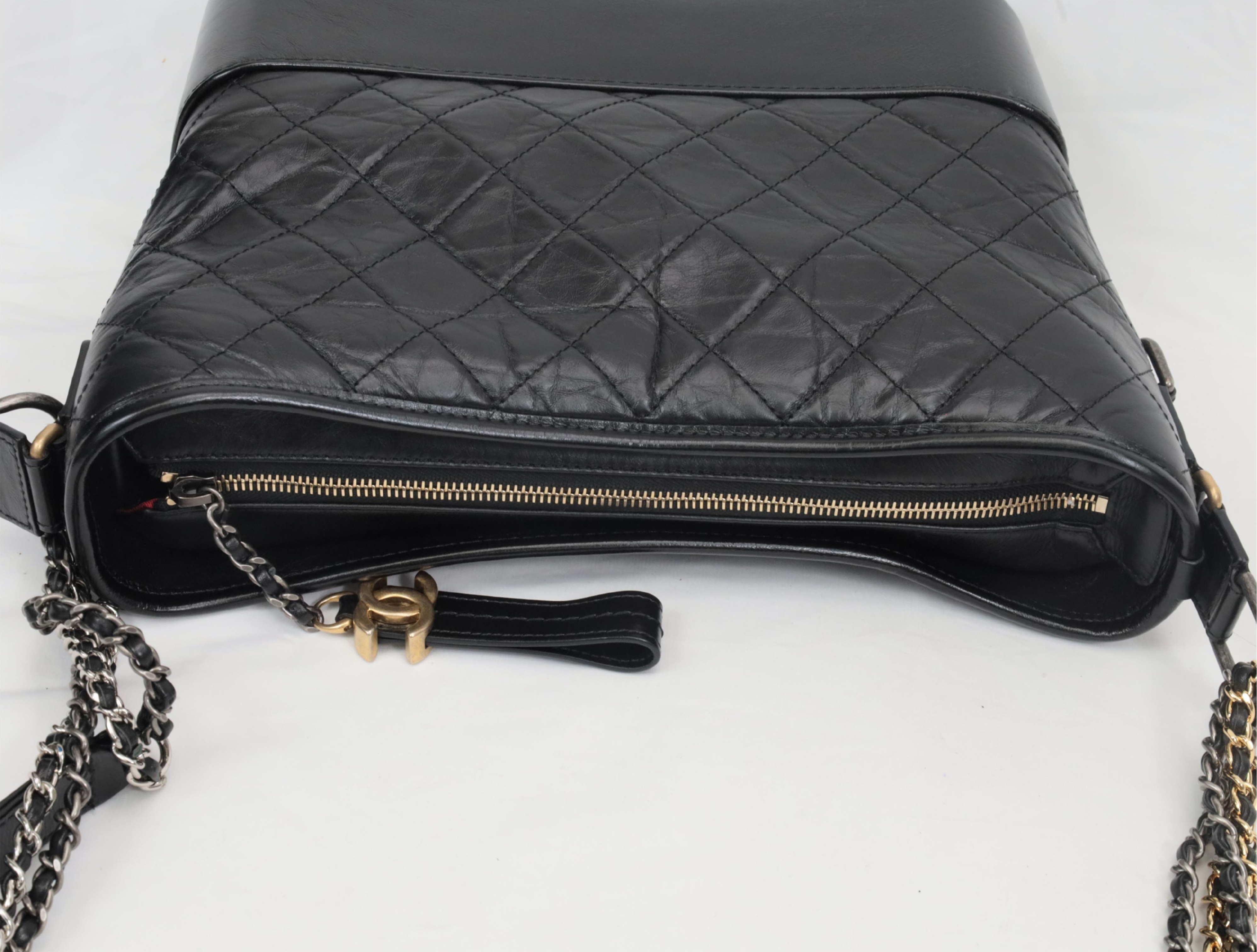 Gabrielle de Chanel Vintage Calfskin Shoulder Bag (Serial Number 25) — view 9