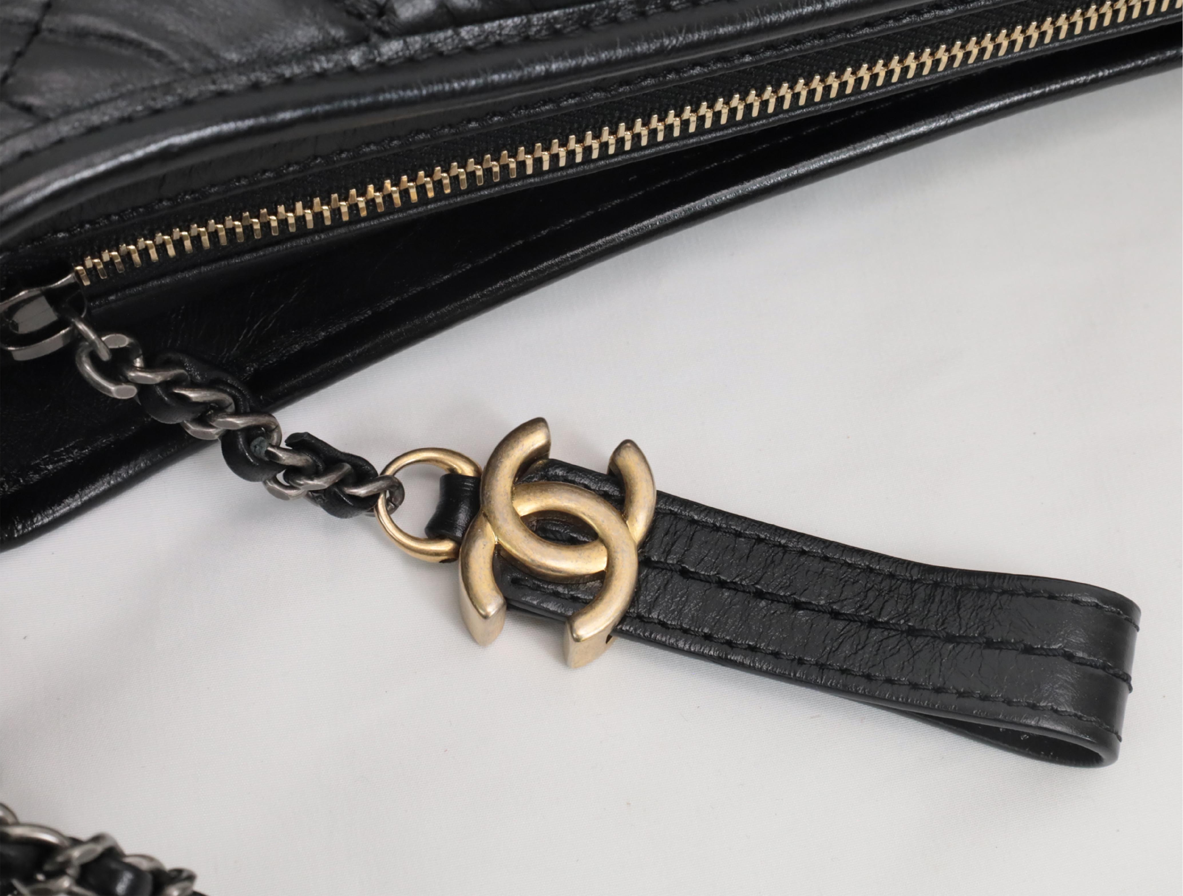 Gabrielle de Chanel Vintage Calfskin Shoulder Bag (Serial Number 25) — view 10