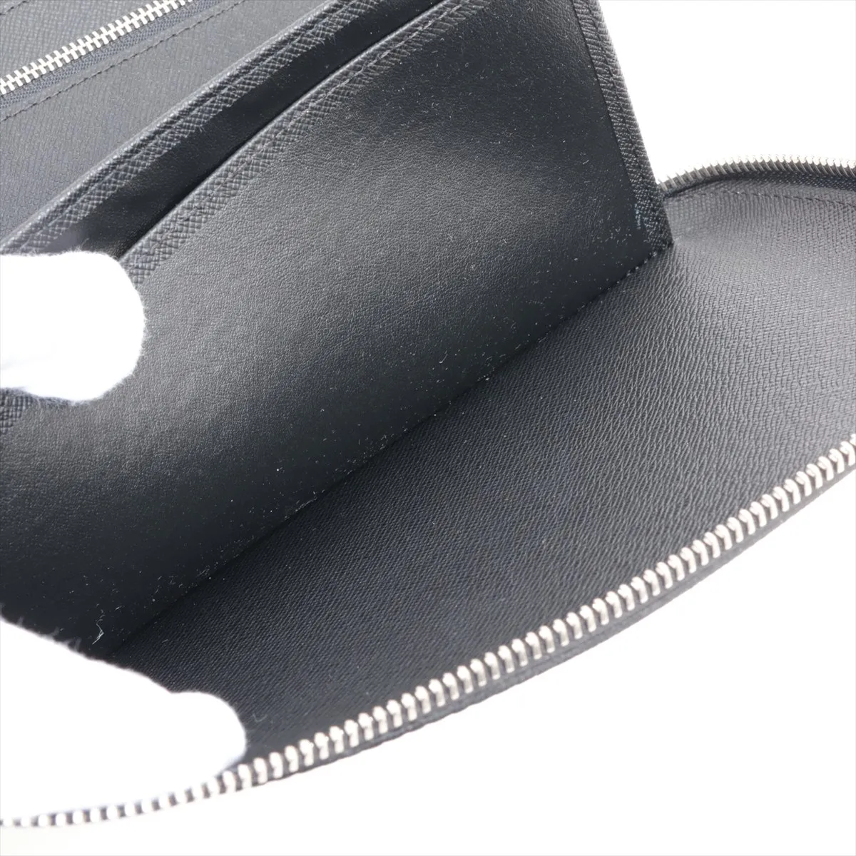 Damier Graphite Organizer Atoll N48255 MI3154 Black Round Zip Wallet with Initials — view 4