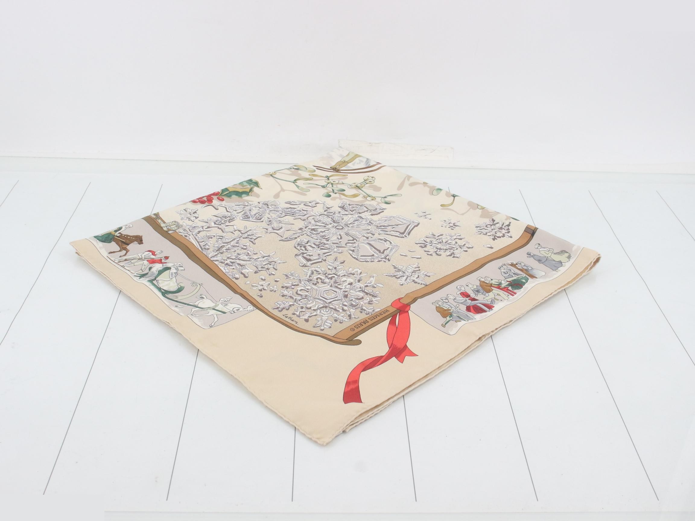 Carre 90 Neige d'Antan / Last Winter Scarf