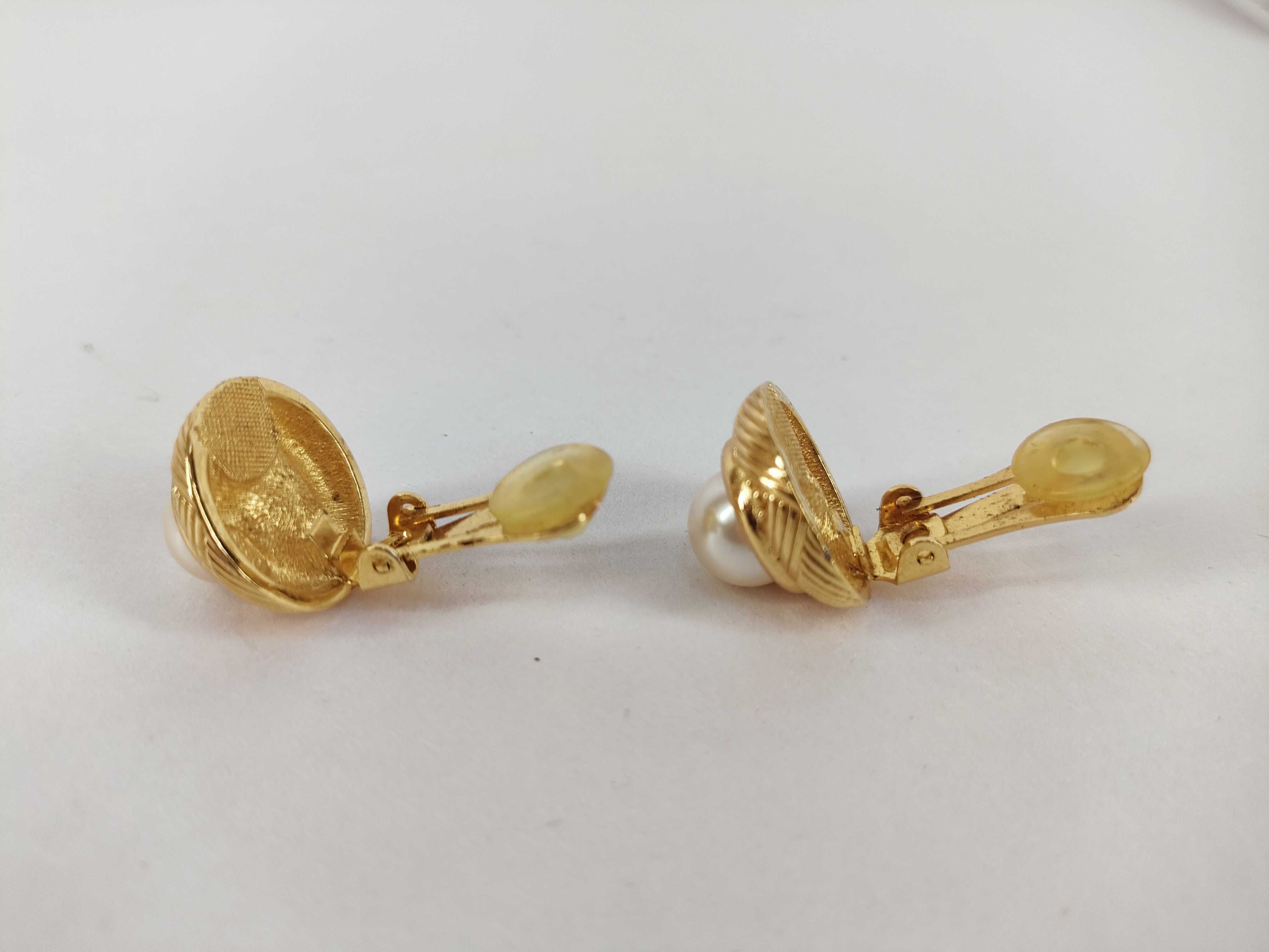 Earrings (Precious Metal) Pearl-like Earrings — view 9