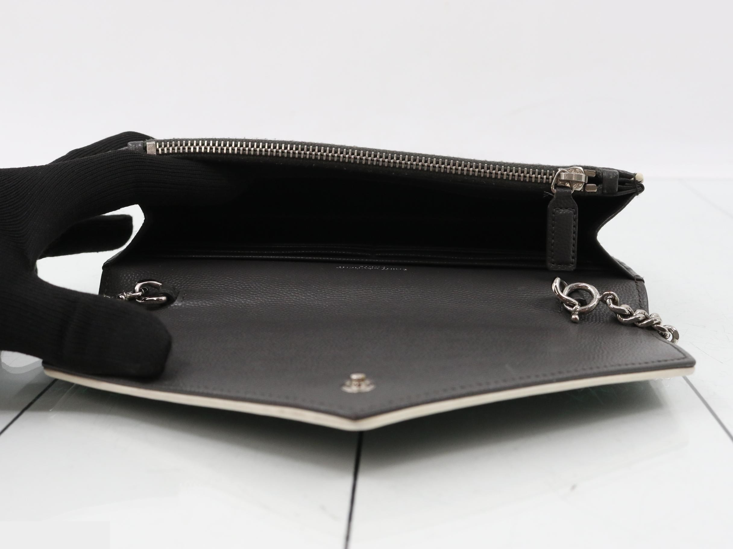 V-stitch chain wallet — view 4