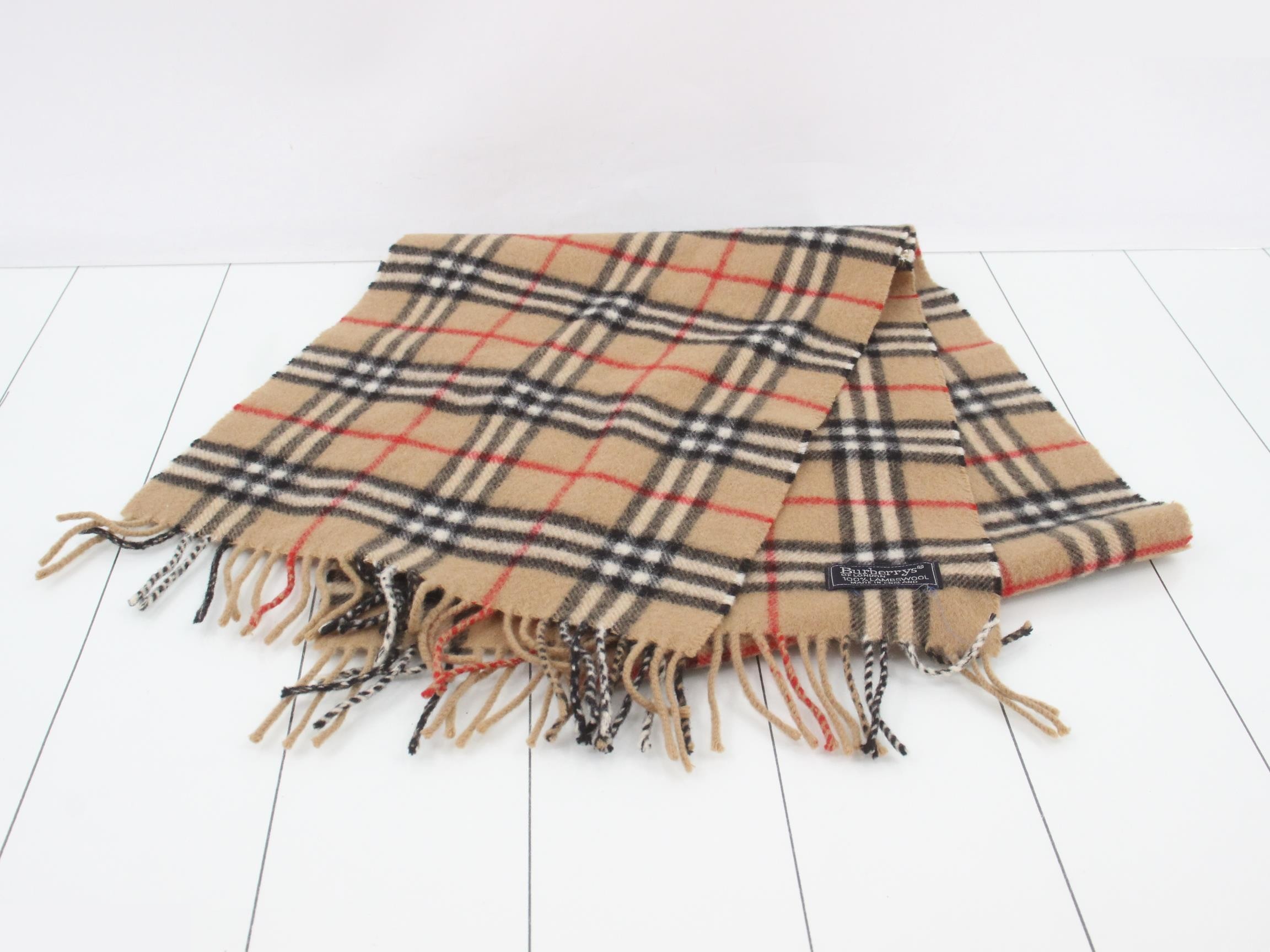 Other lines: Small items, accessories, and scarves — view 2