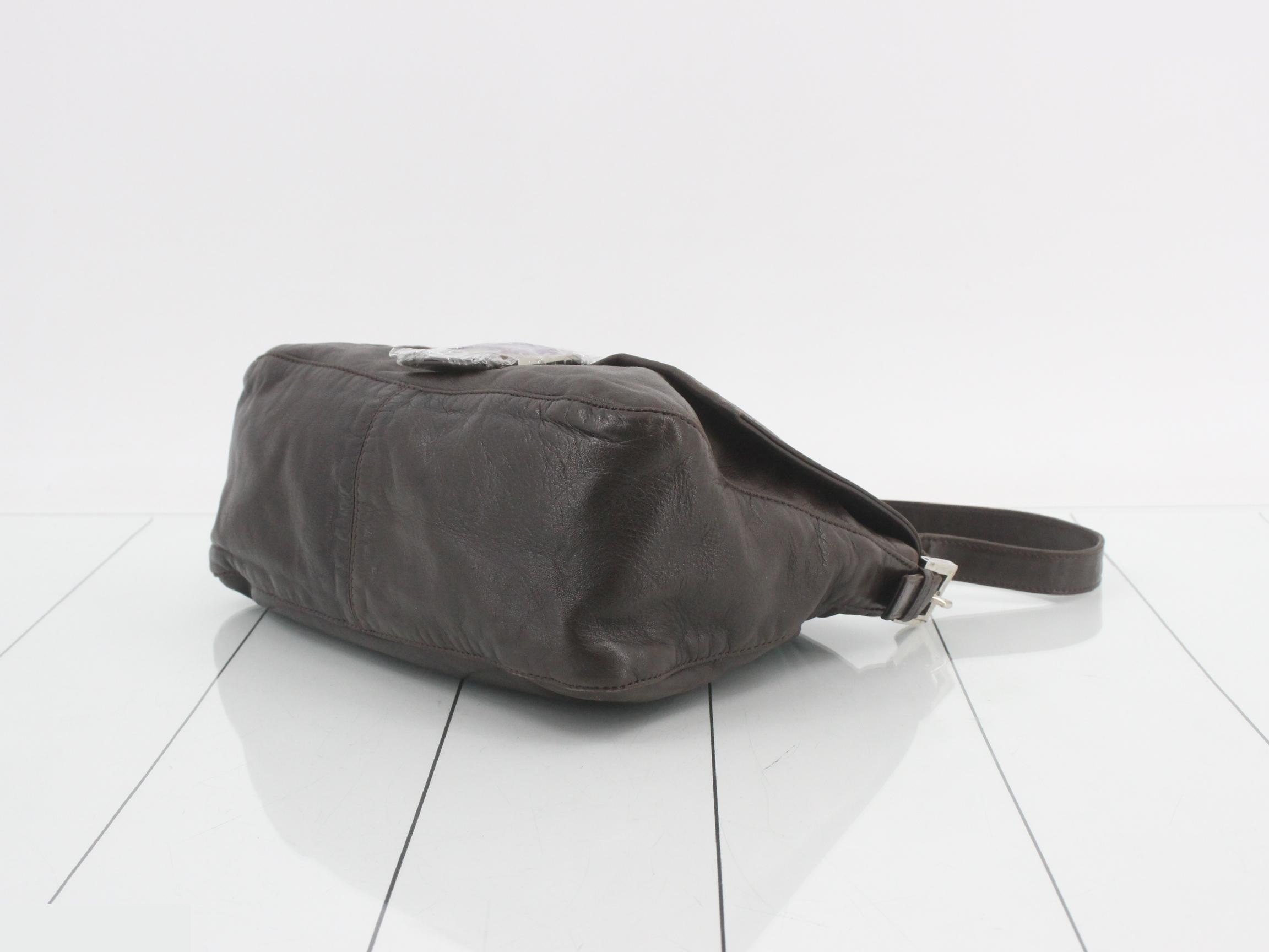 Mamma Baguette Leather One-Shoulder Bag — view 5