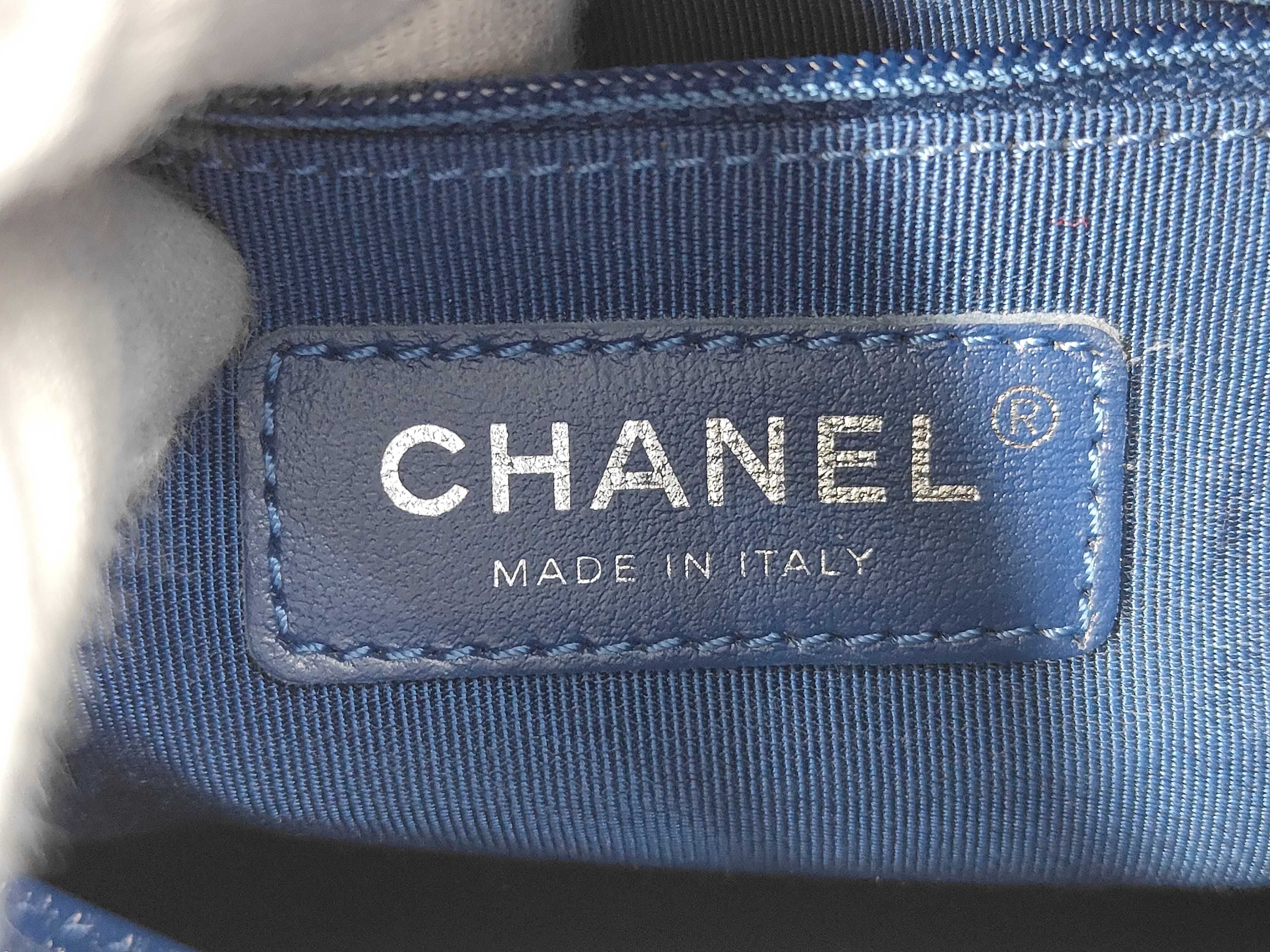 Gabrielle de Chanel Hobo Bag, Blue Aged Calfskin, 2-Way Chain Shoulder Bag — view 9