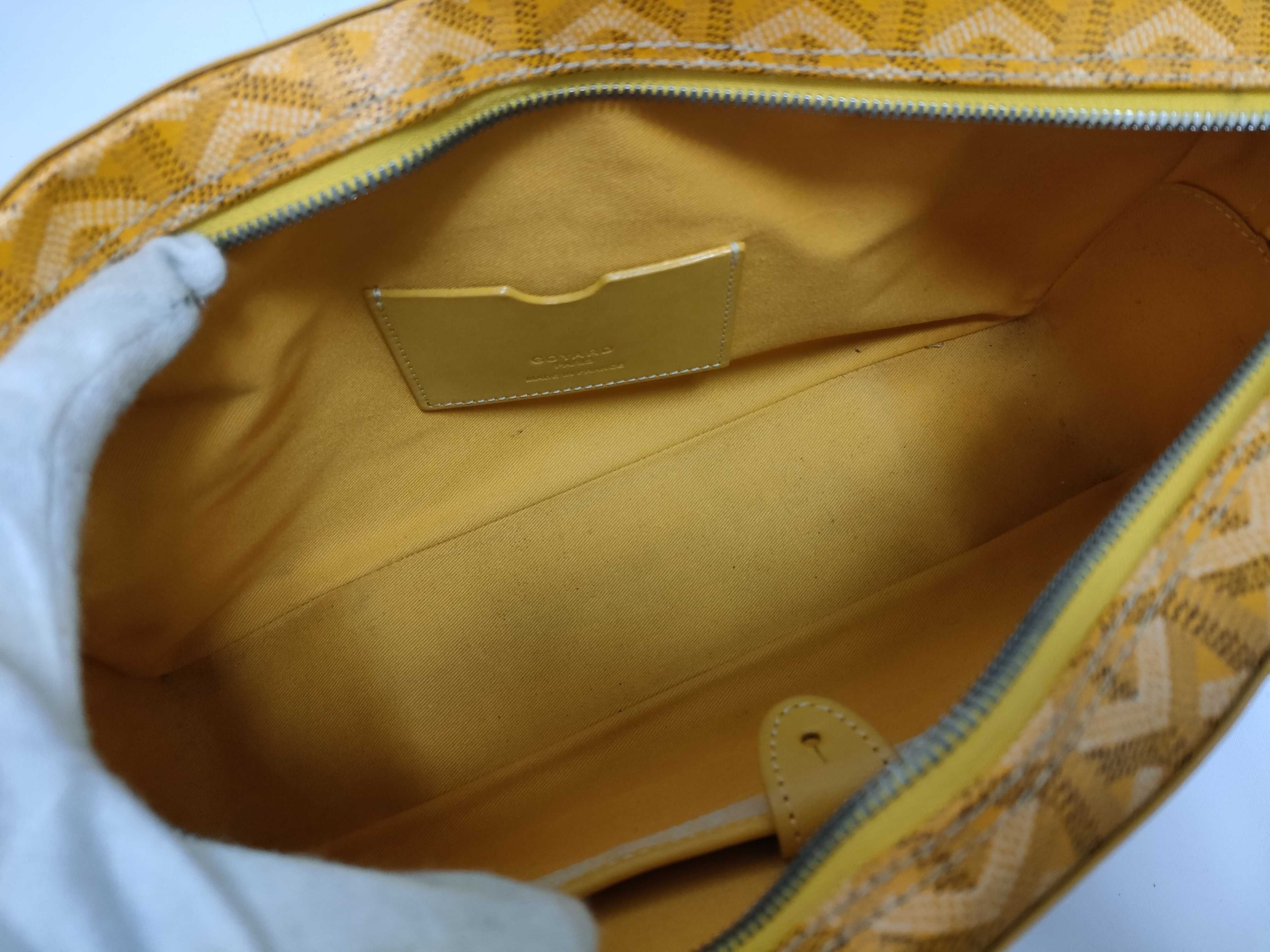 Saint Martin PVC x Leather Yellow Handbag — view 9