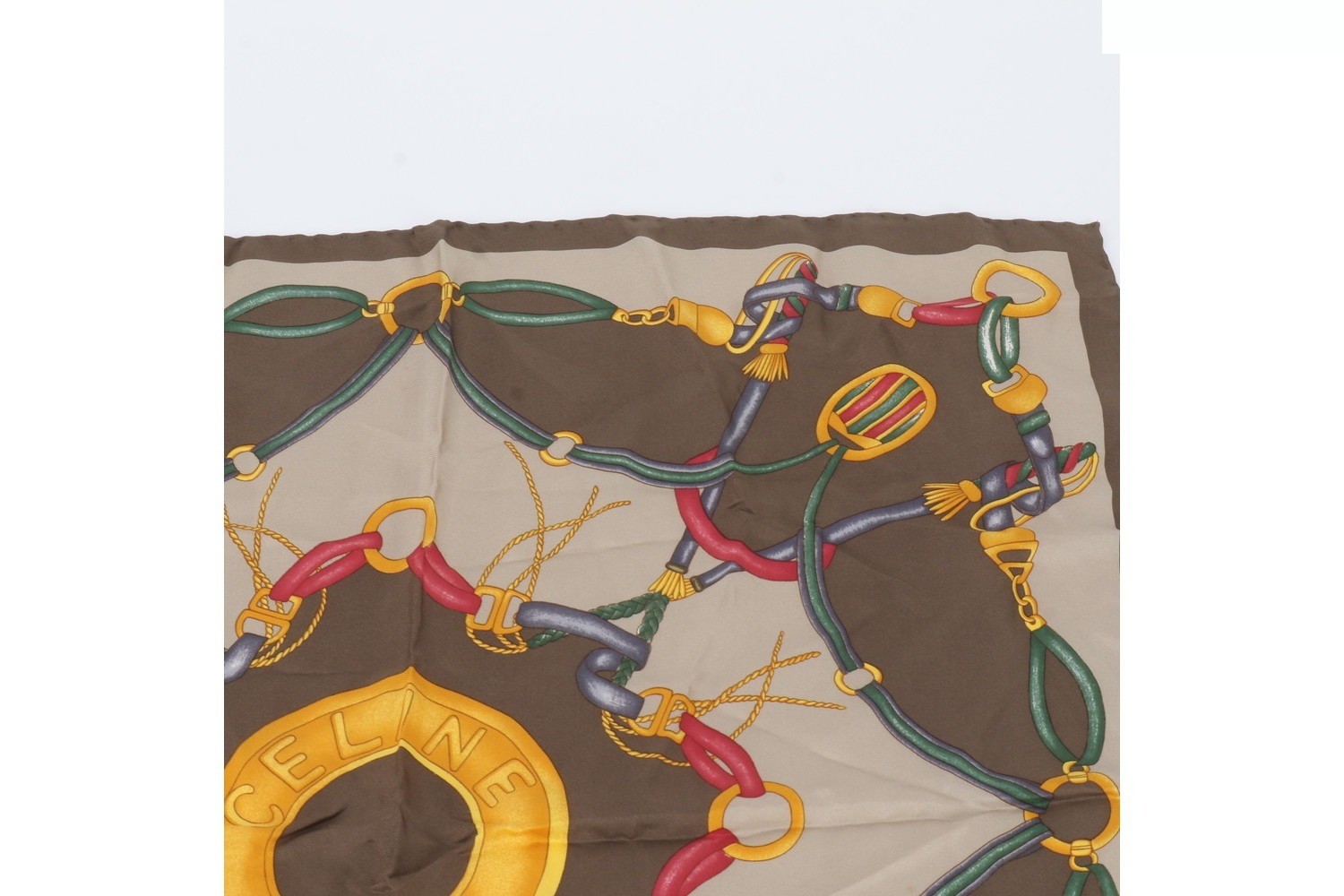 Other lines: Small items, accessories, scarves — view 2