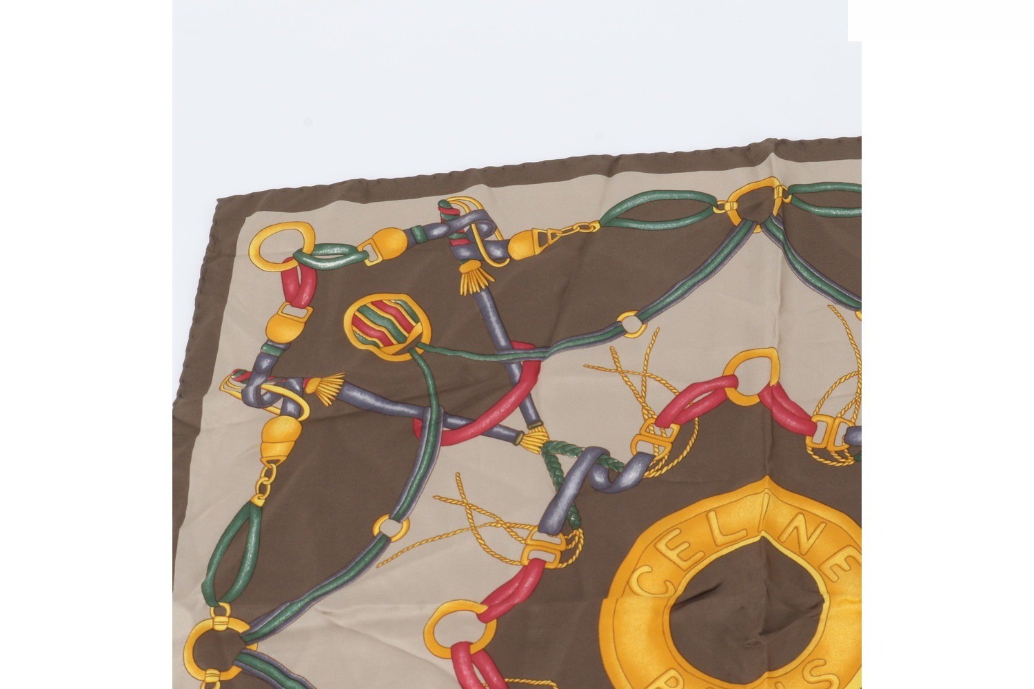 Other lines: Small items, accessories, scarves — view 3