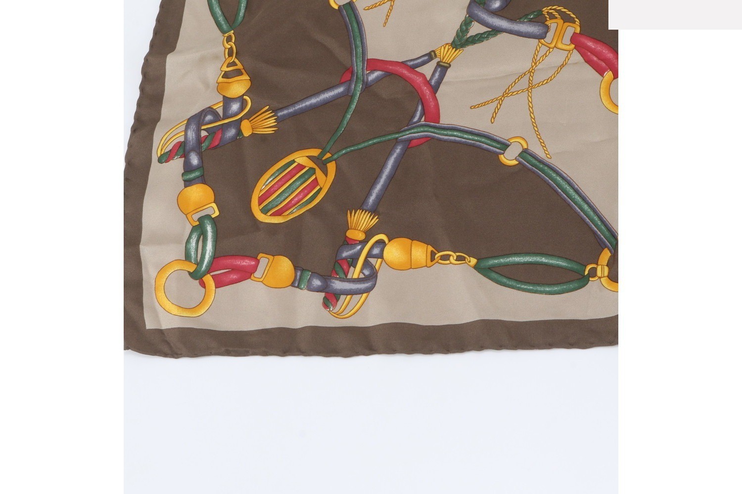 Other lines: Small items, accessories, scarves — view 4