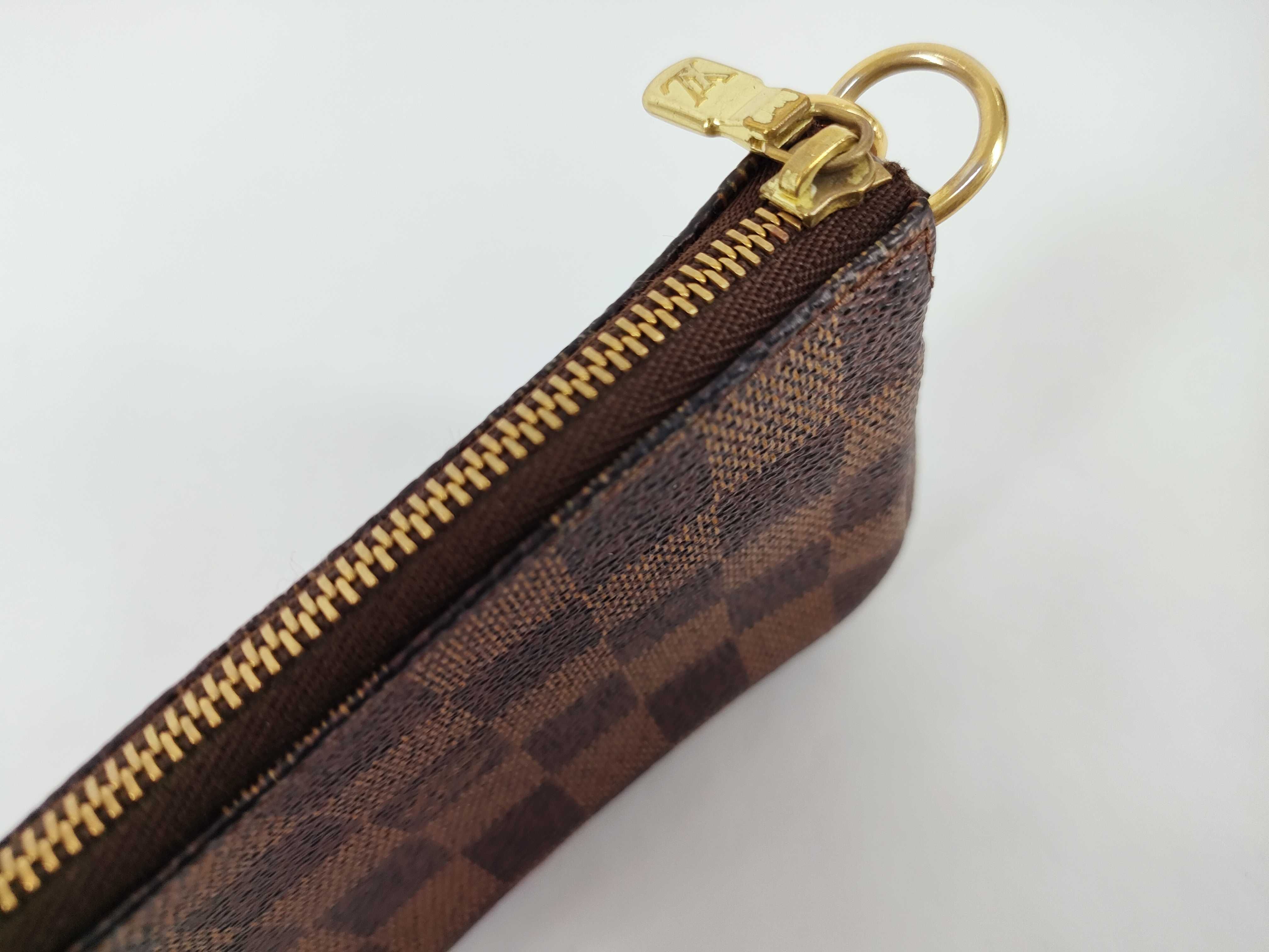 Damier Louis Vuitton Damier Mini Pochette Accessoires Pouch — view 9