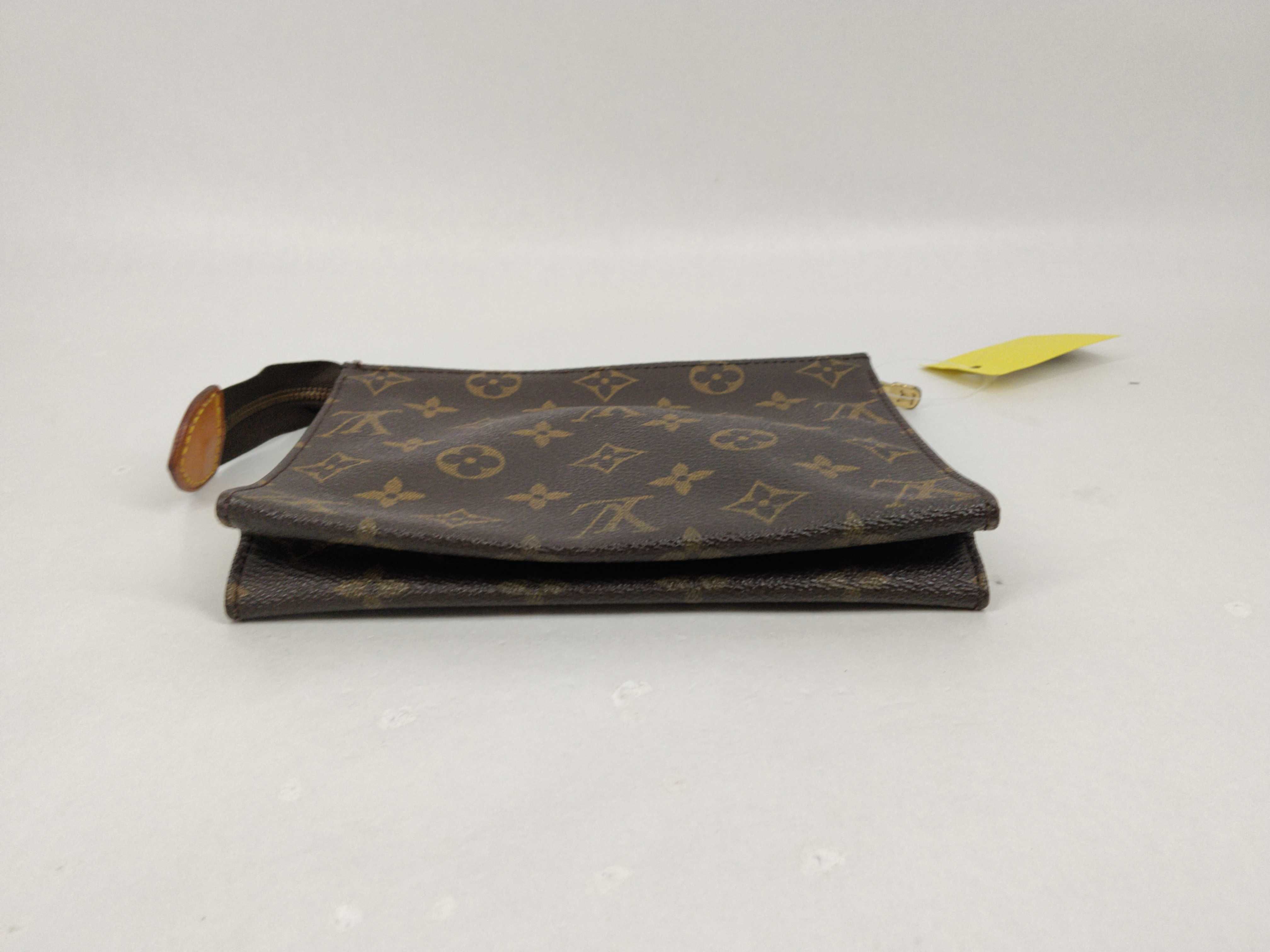 Monogram Pouch Toilette 19 — view 3