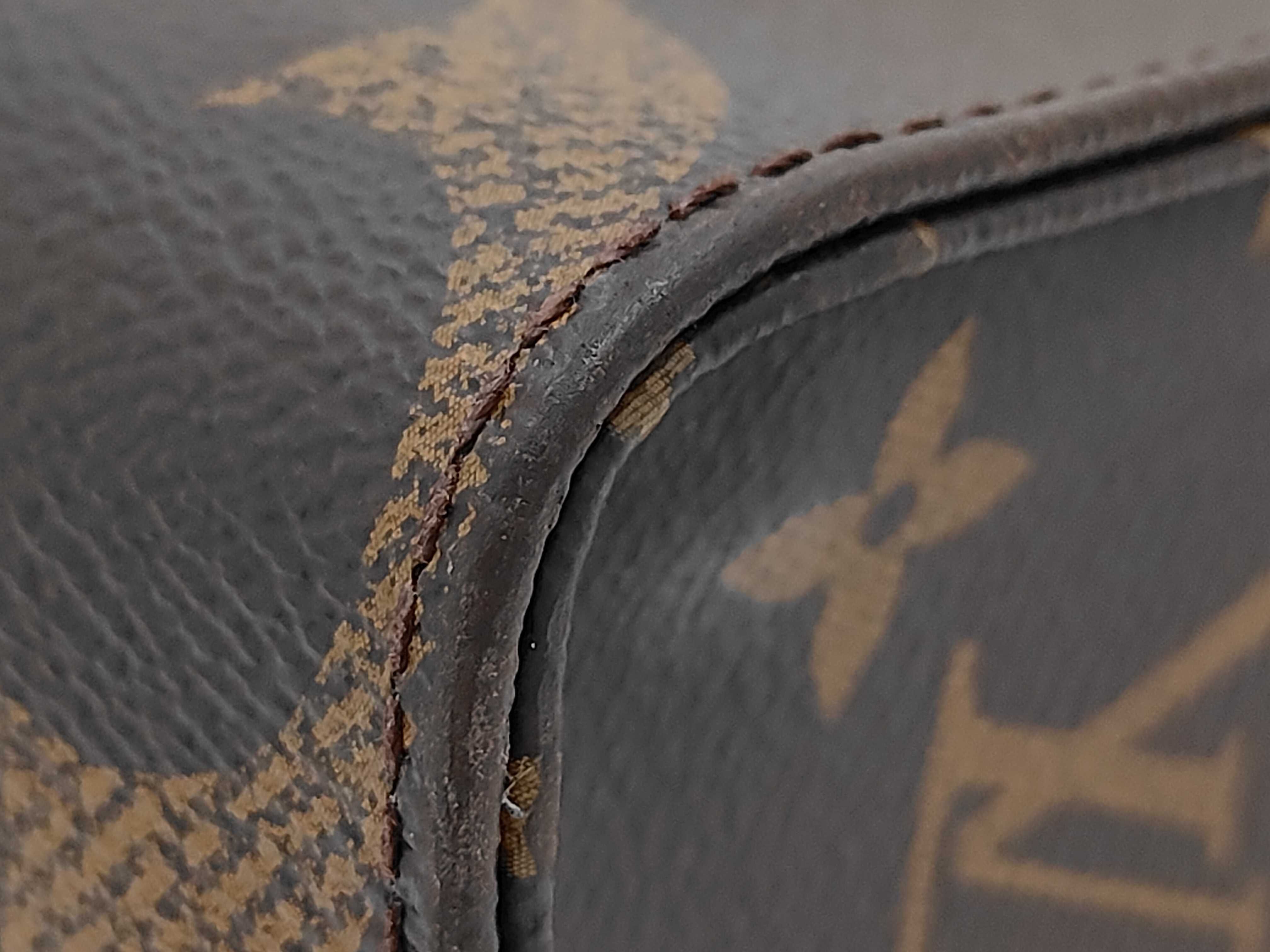 Monogram Giant Reverse OnTheGo MM Handbag — view 4