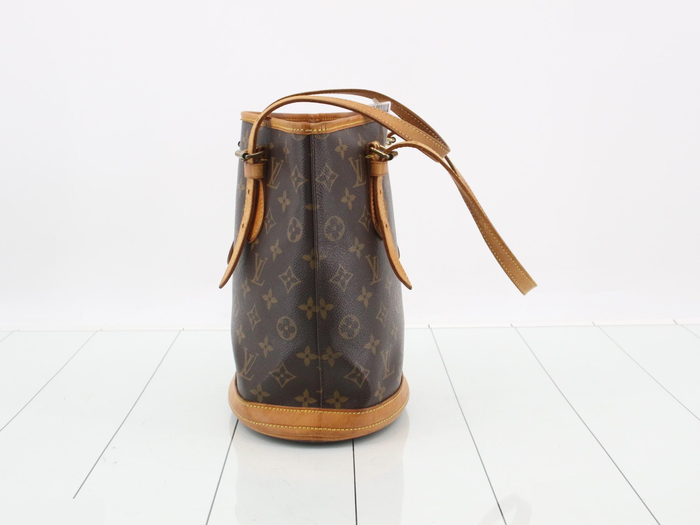 Bucket PM with pouch — view 3