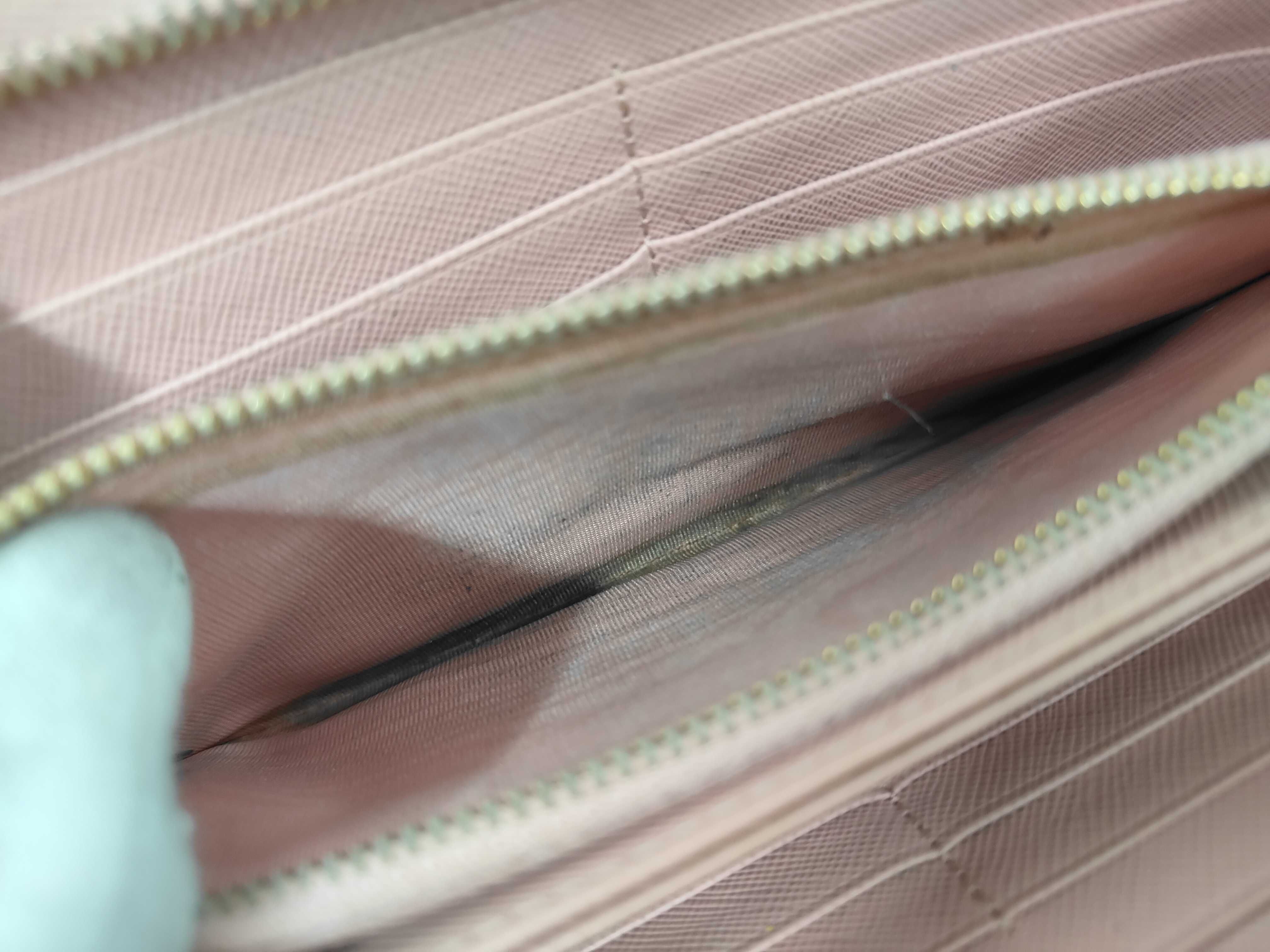 wallet — view 10