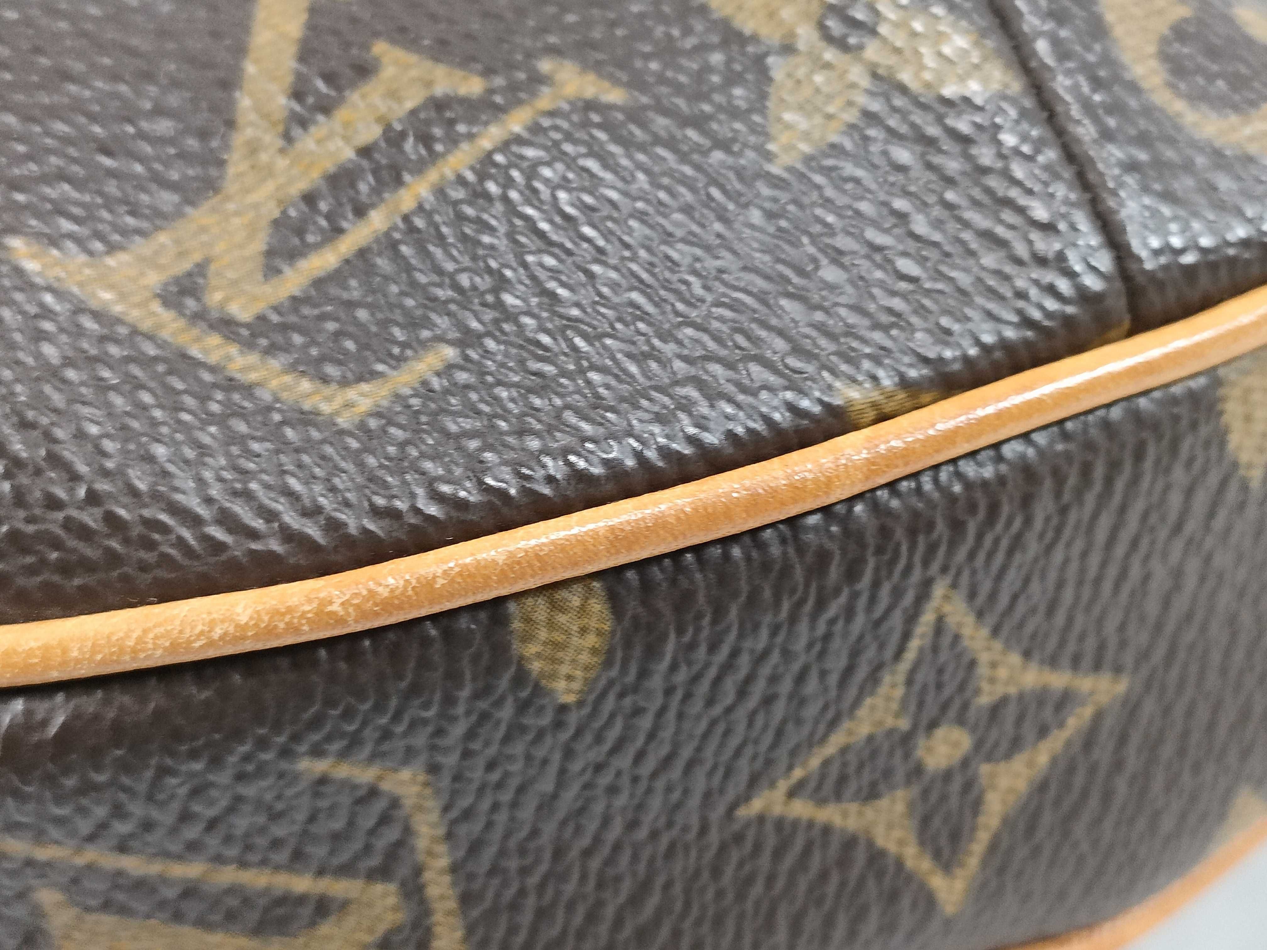 Monogram Croissant MM M51512 Shoulder Bag — view 7