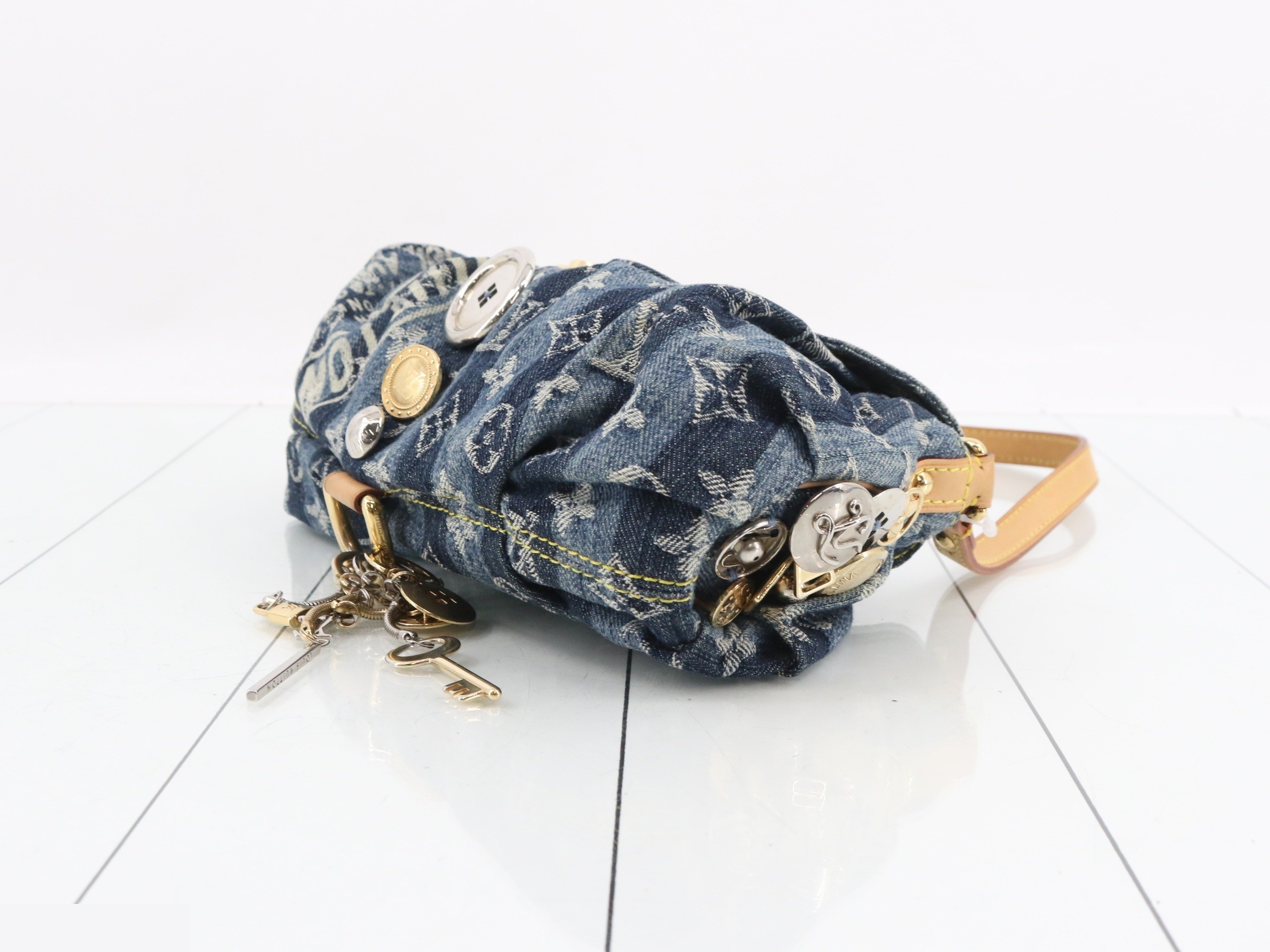 M95332 Monogram Denim Mini Pleaty Raye Customizable — view 6