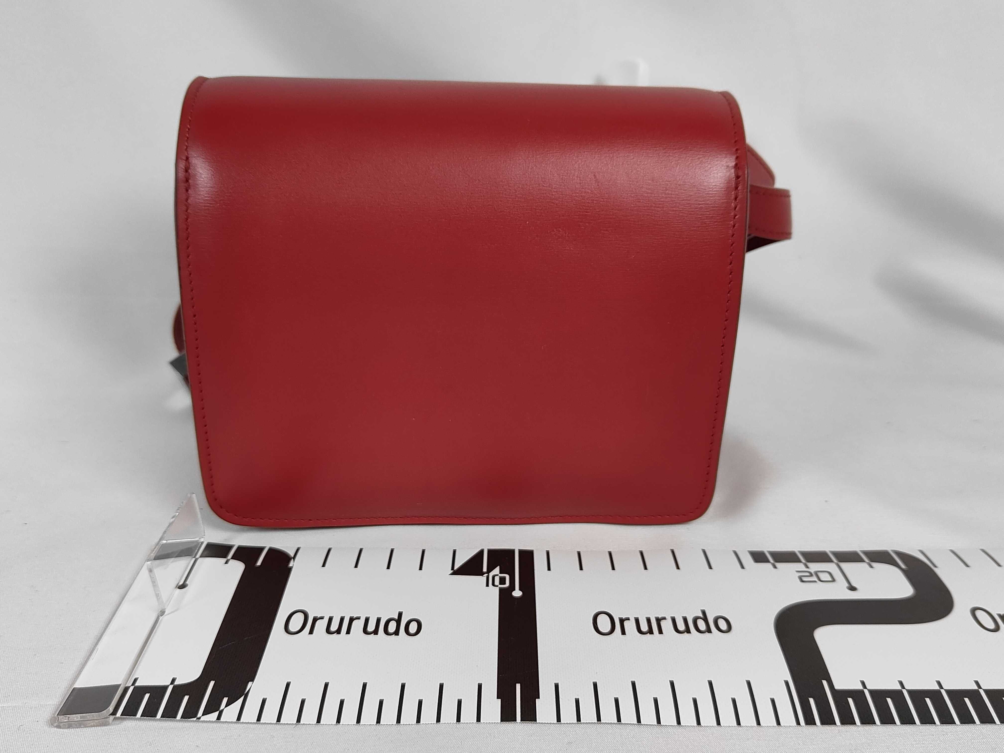 Classic Box Shoulder Bag — view 2