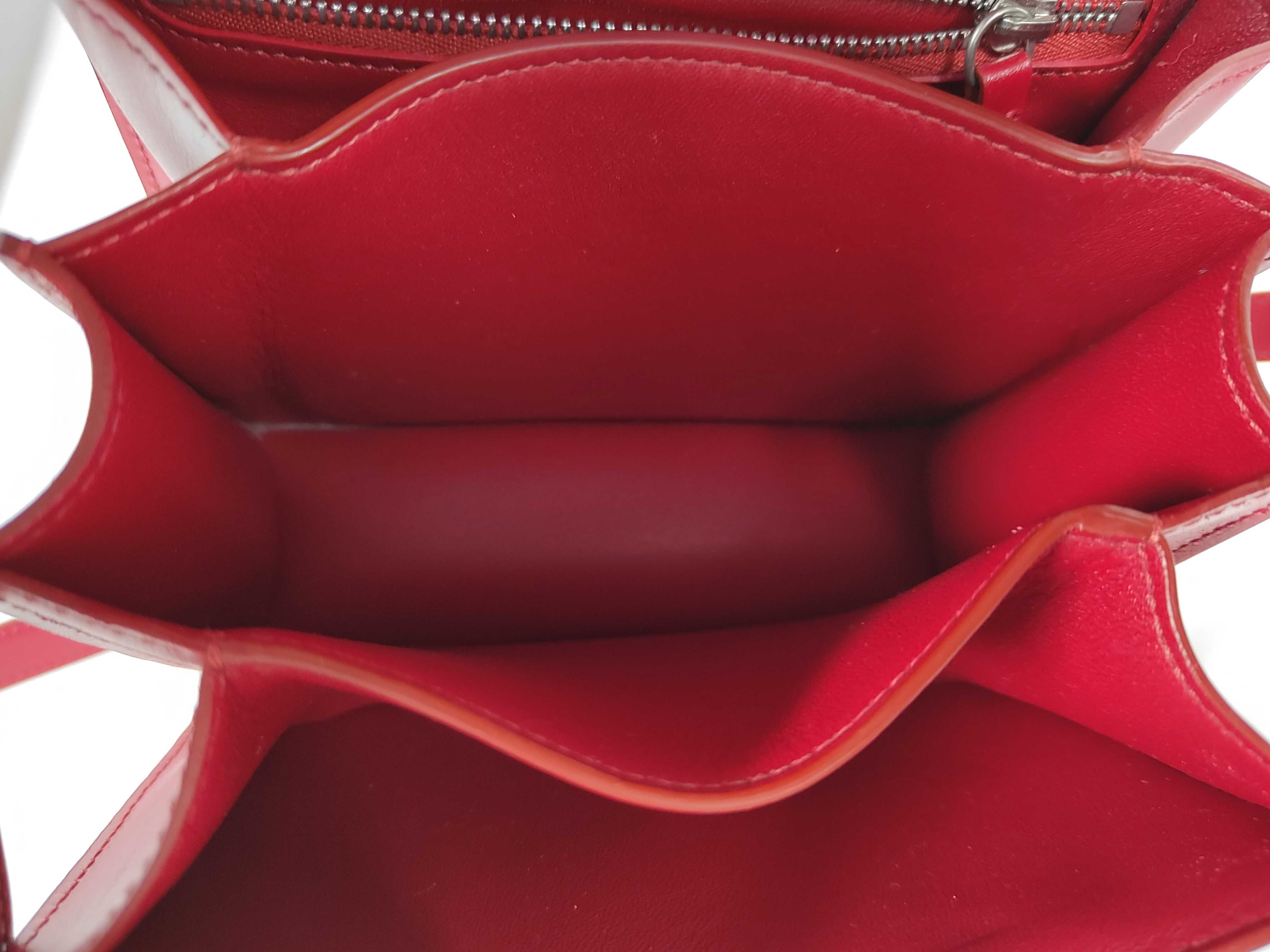Classic Box Shoulder Bag — view 11