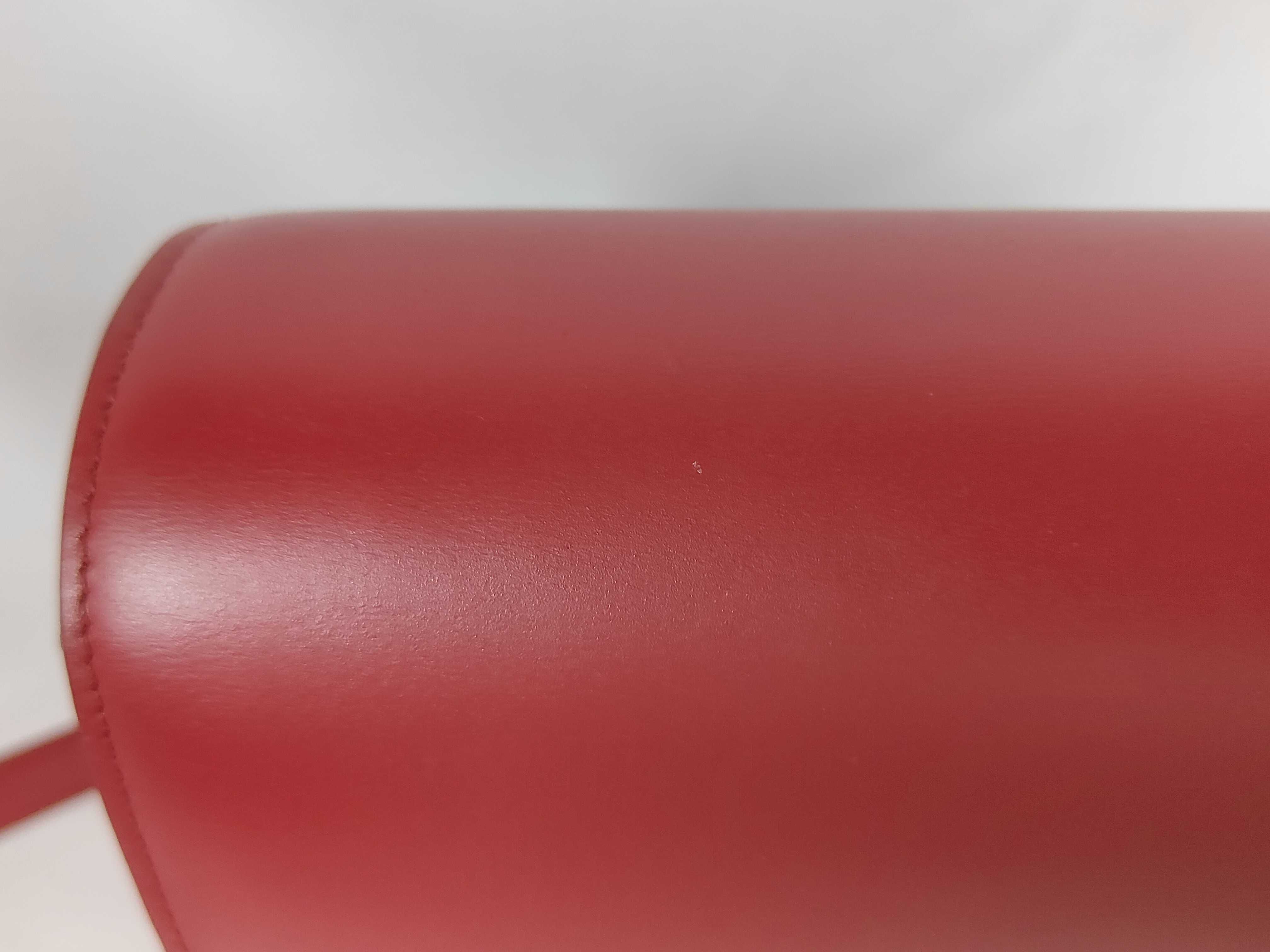 Classic Box Shoulder Bag — view 14