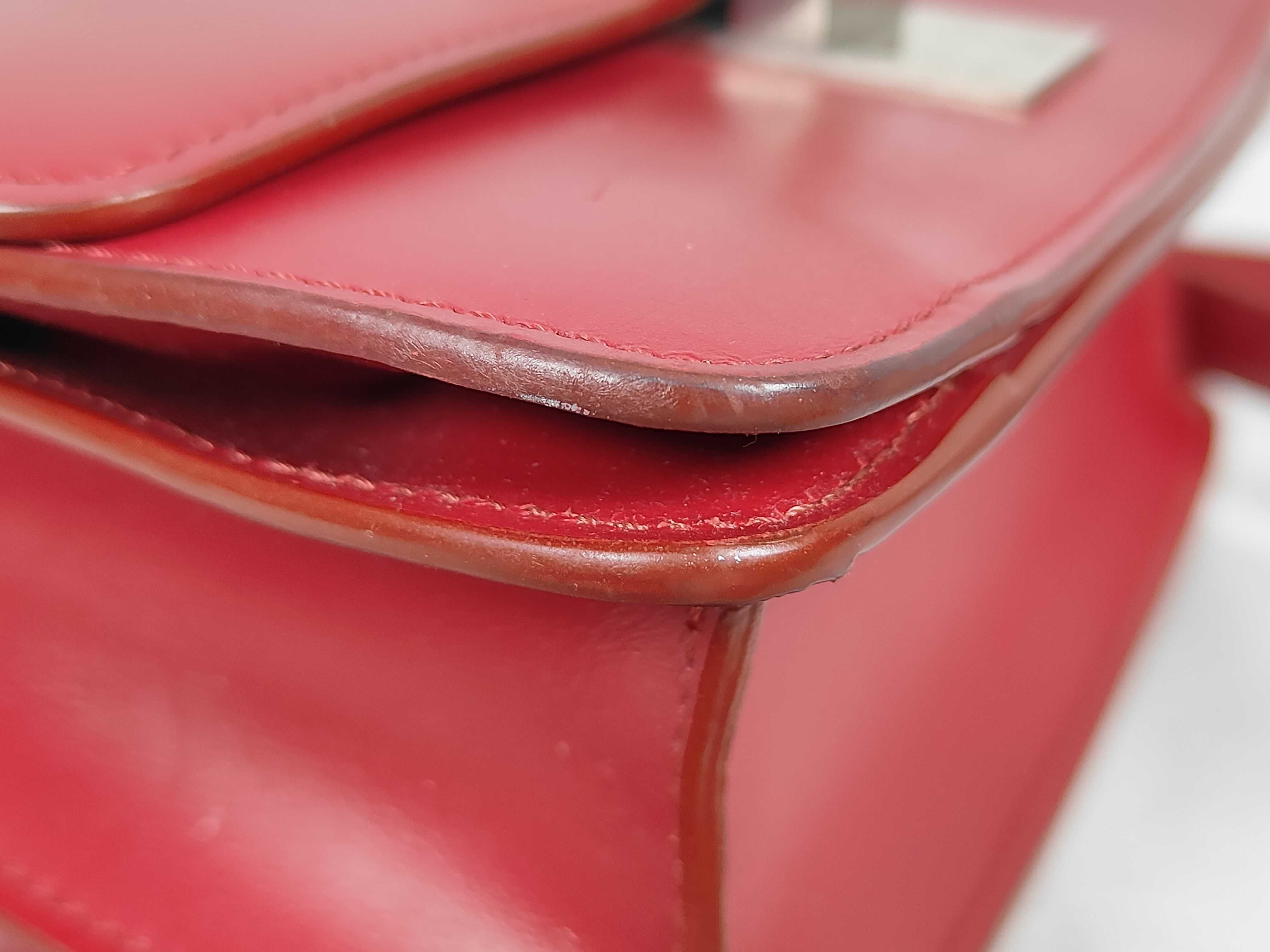Classic Box Shoulder Bag — view 6