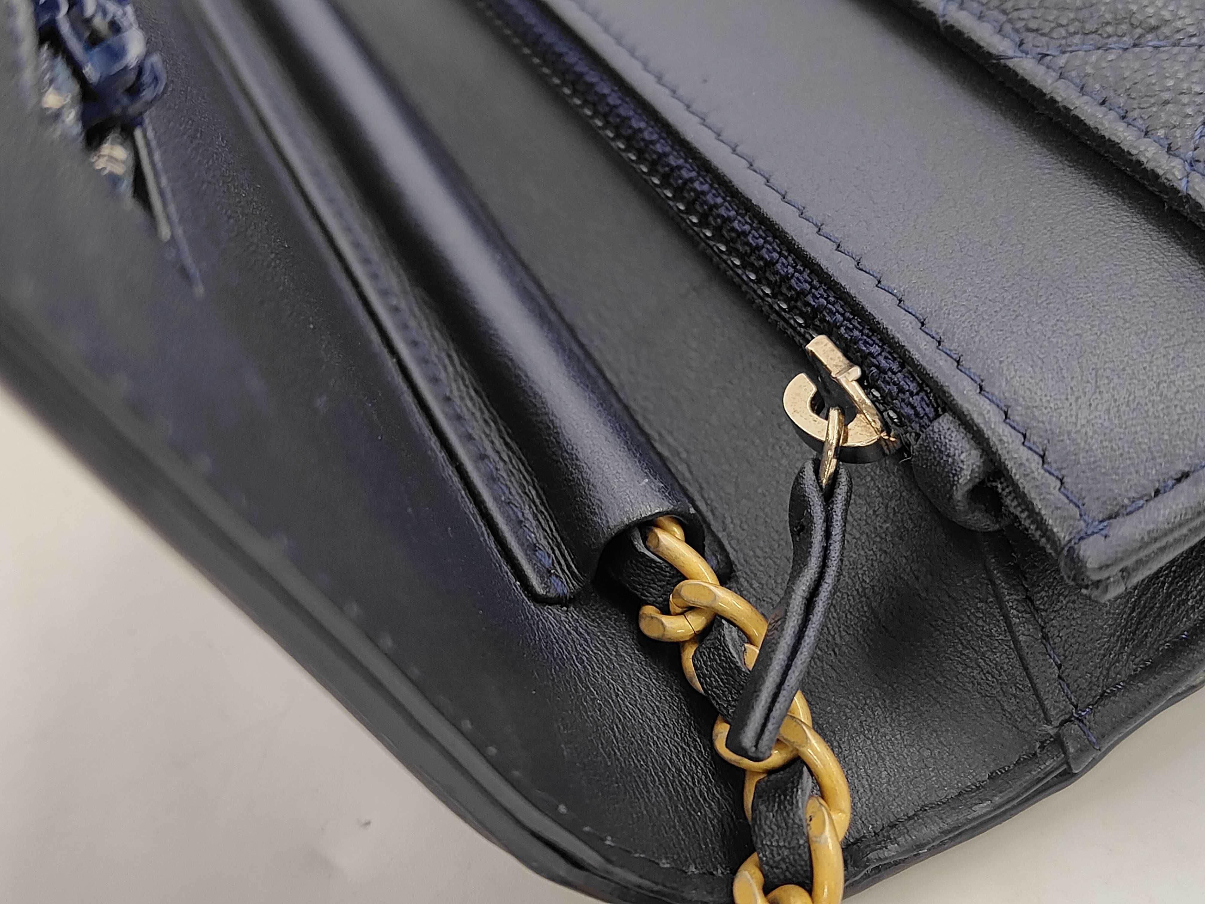 Filigree Chain Wallet with Card and Sticker Set (Shoulder Bag) — view 5