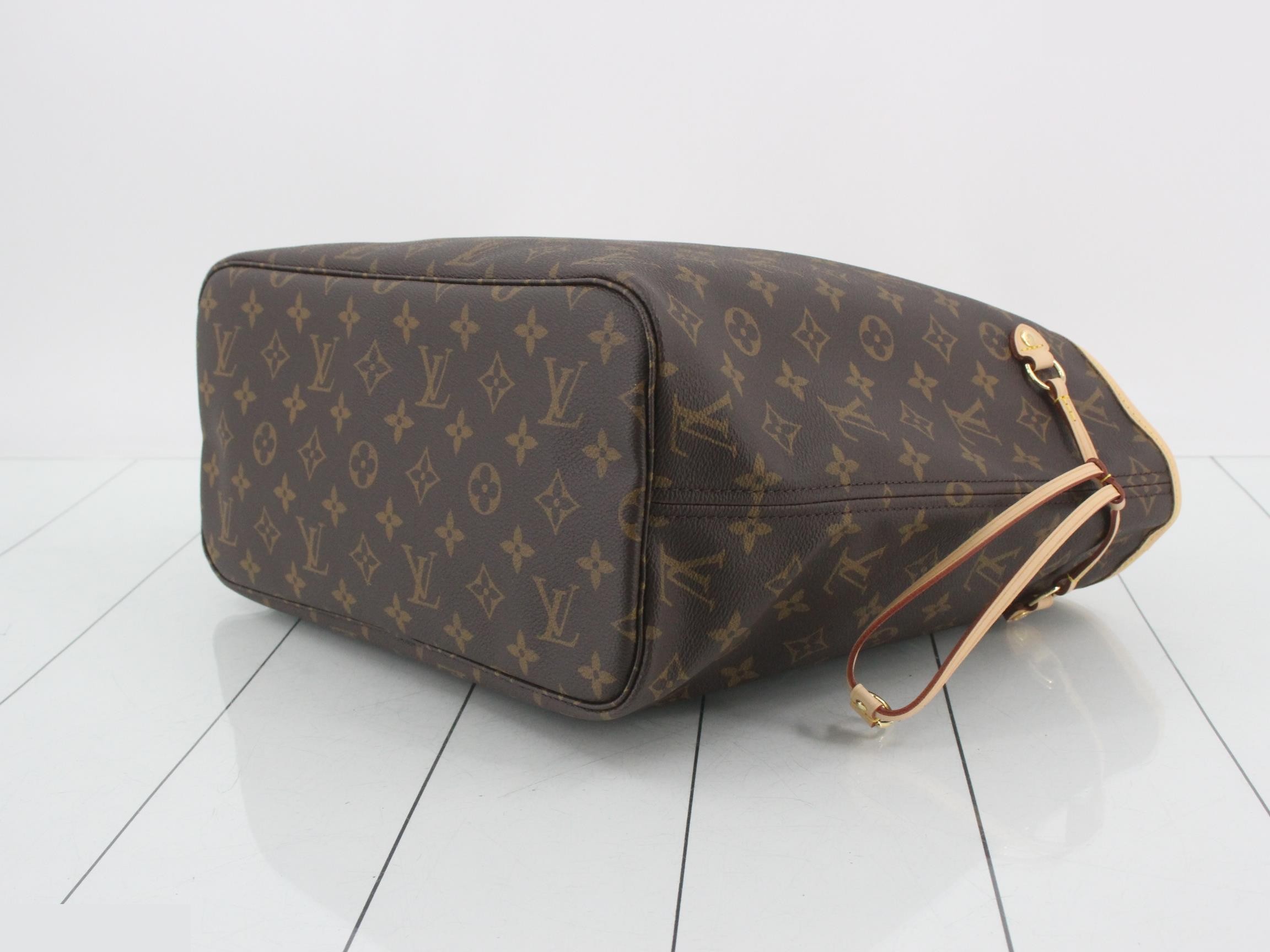 M46975 Neverfull MM Rose Beige Unused — view 6