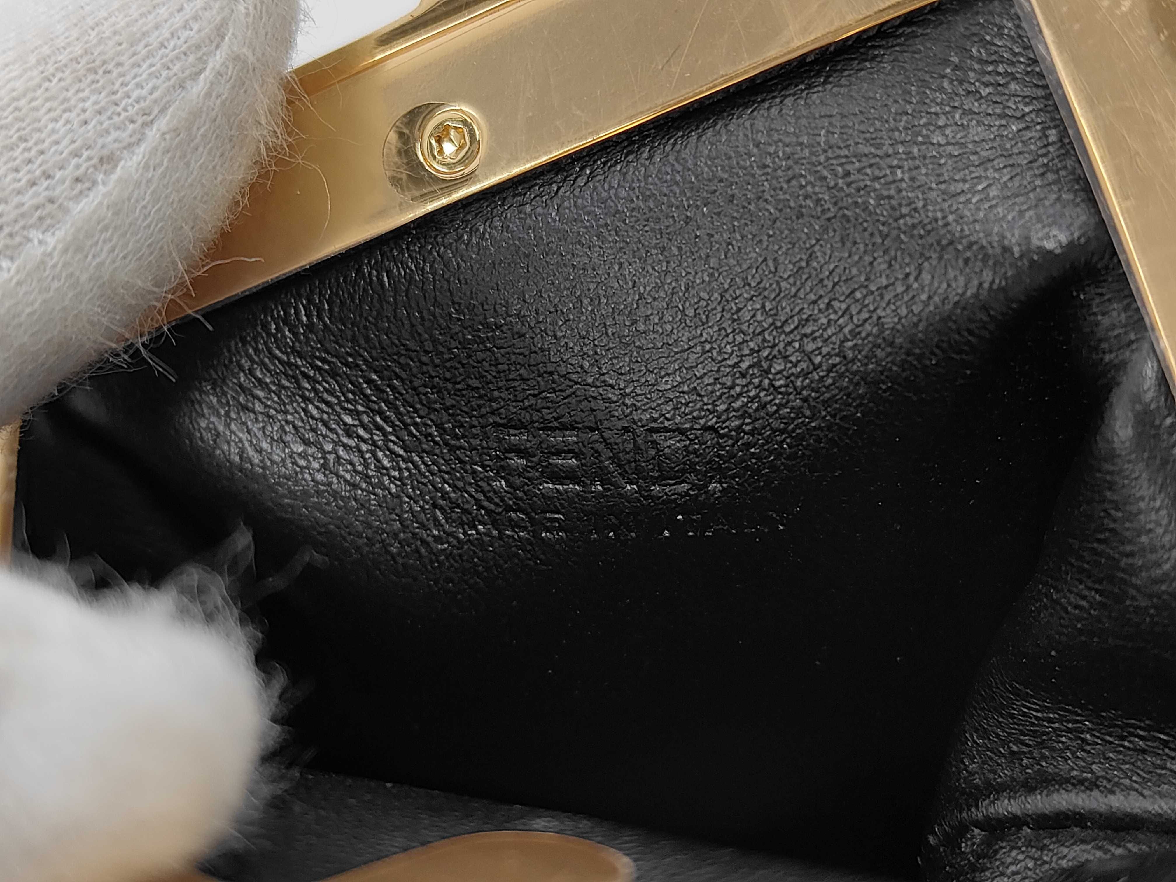 Chain Shoulder Bag — view 9