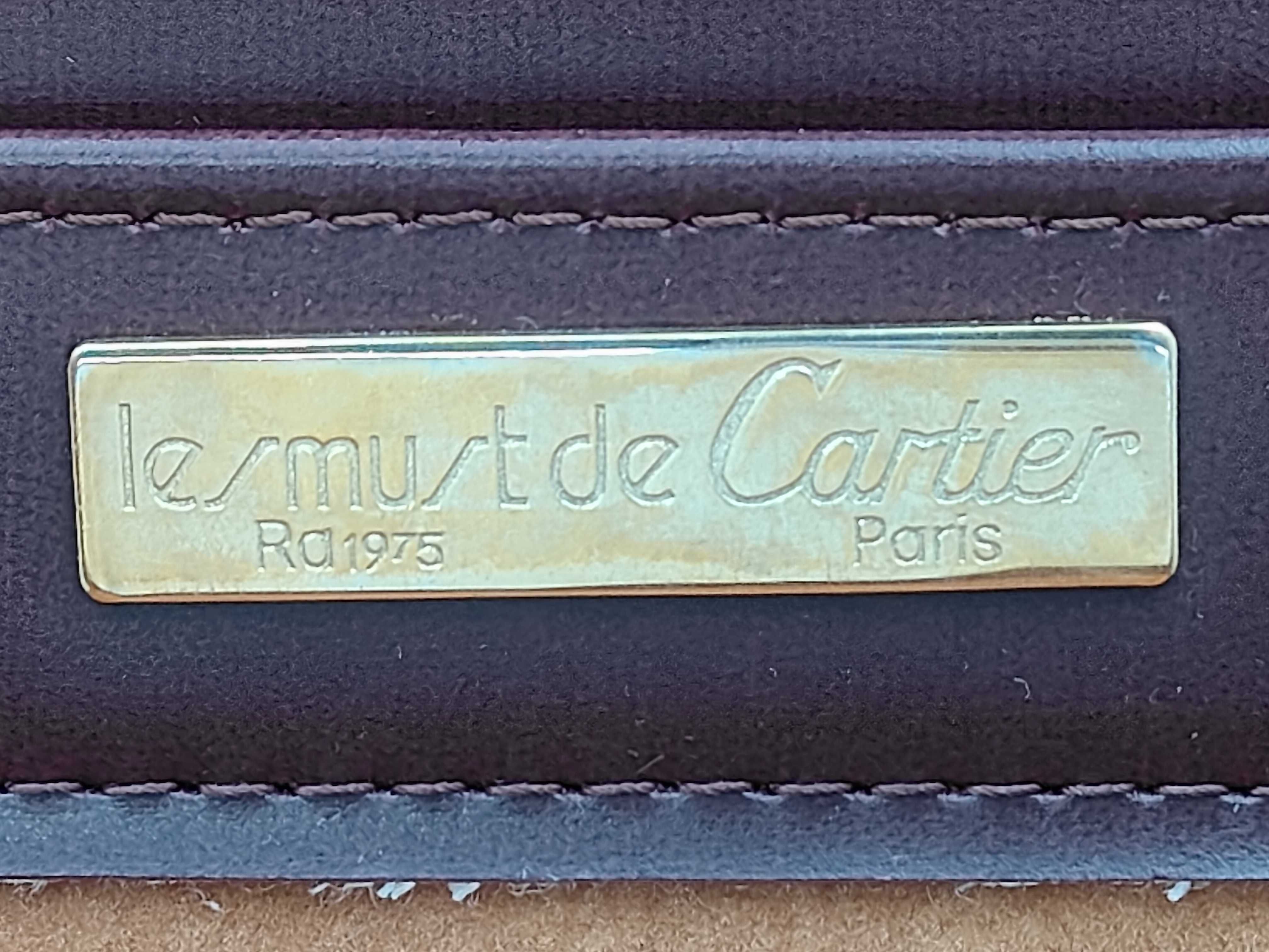 leather must line attaché case, unlock code 000, bag. — view 11