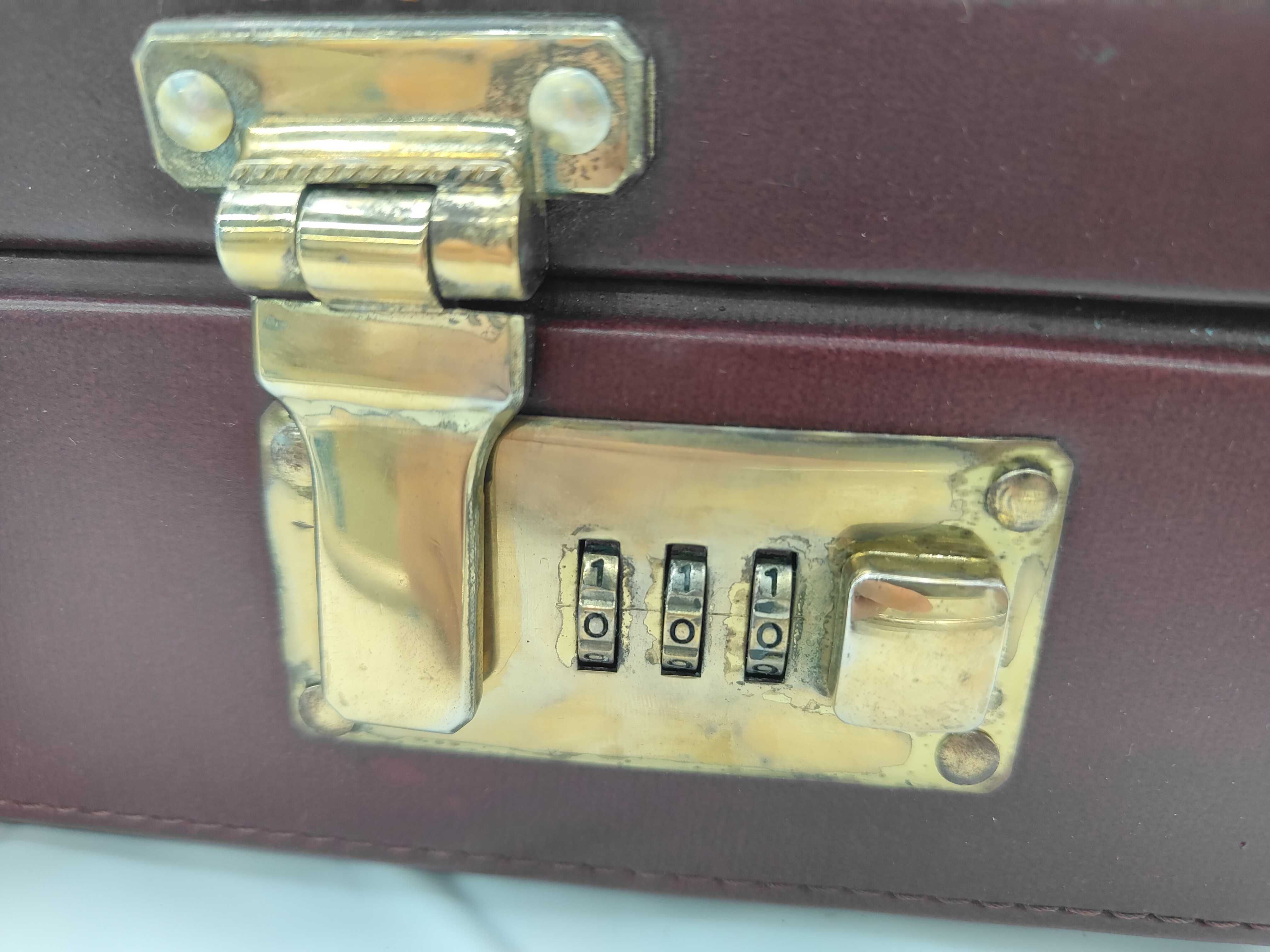 leather must line attaché case, unlock code 000, bag. — view 6