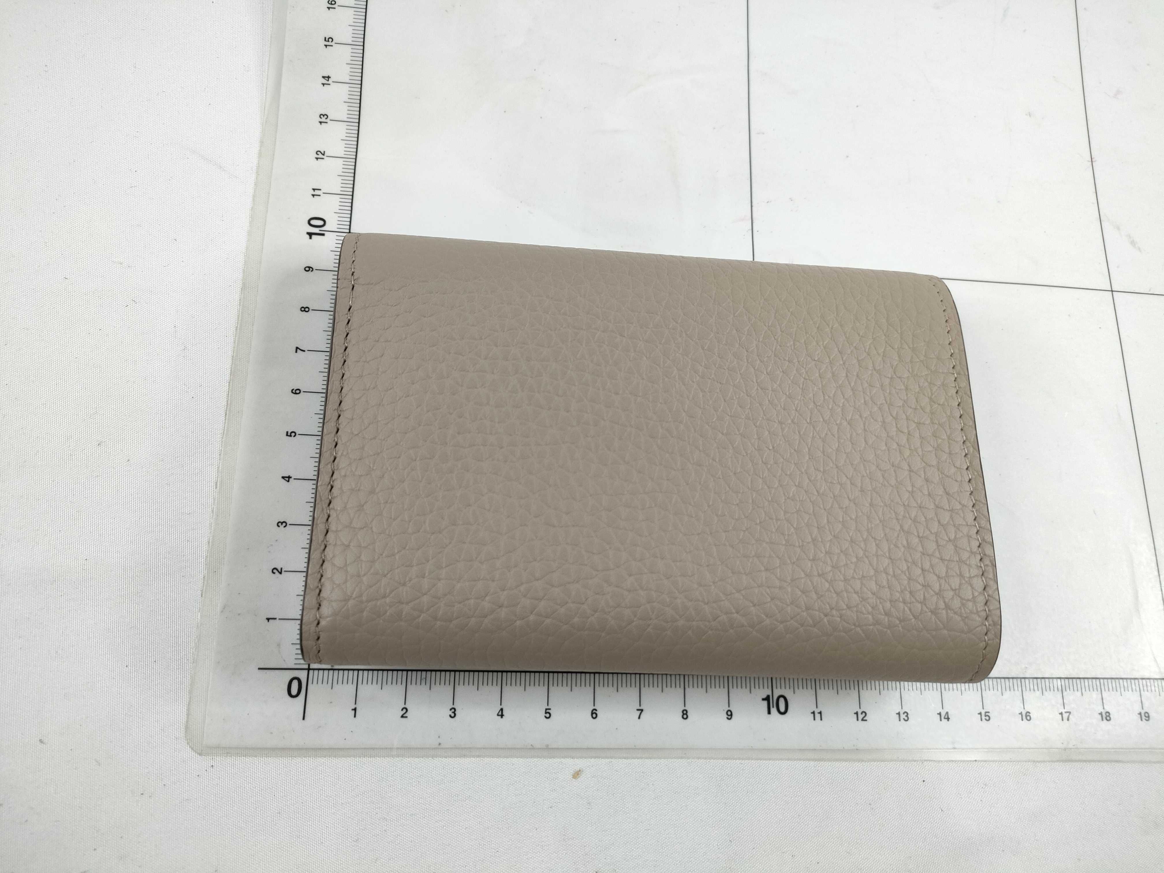 Portefeuille Capucines Compact M62159 RFID Tri-fold Wallet — view 2