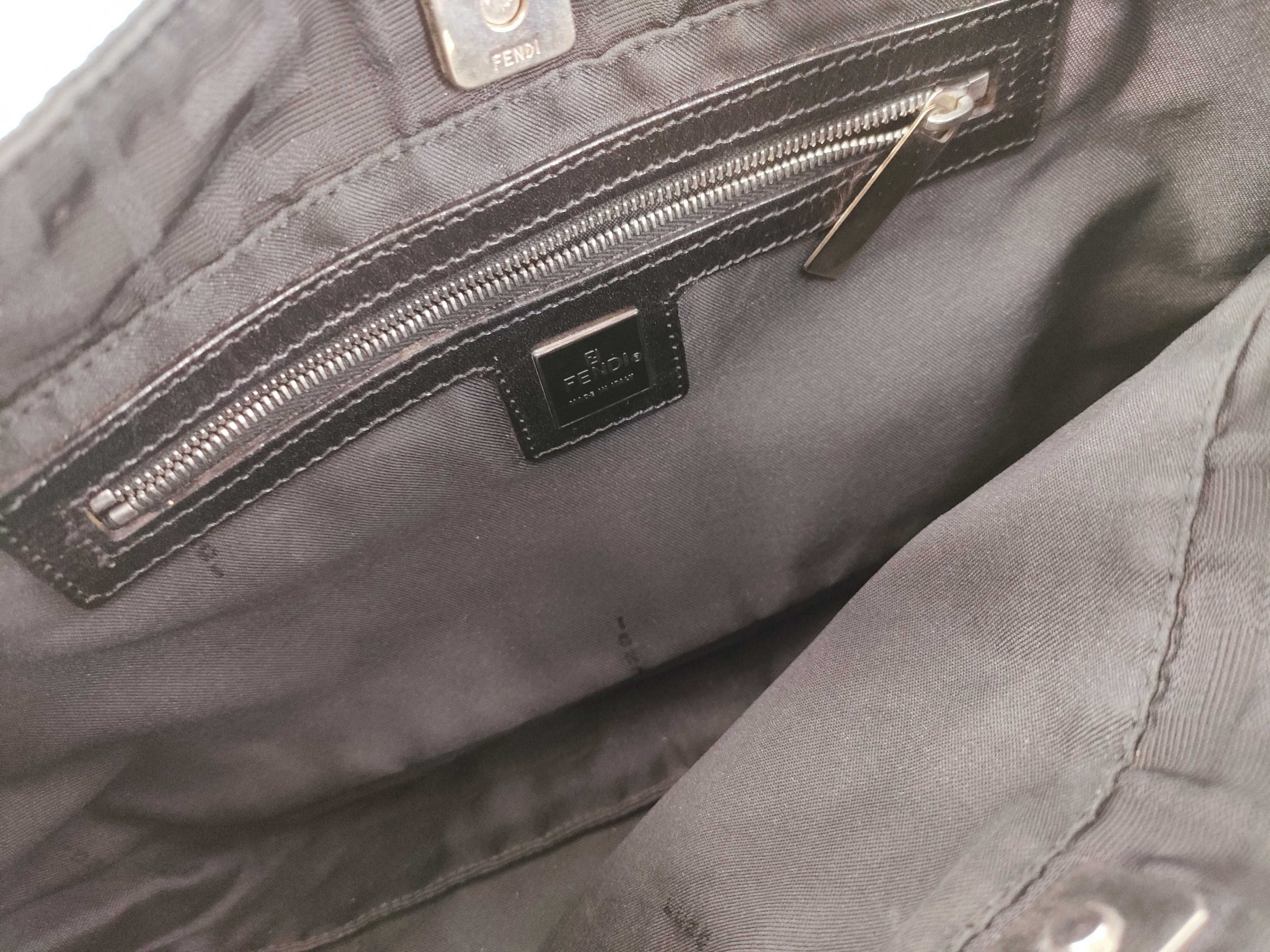 Zucca Shoulder Bag, Black — view 9