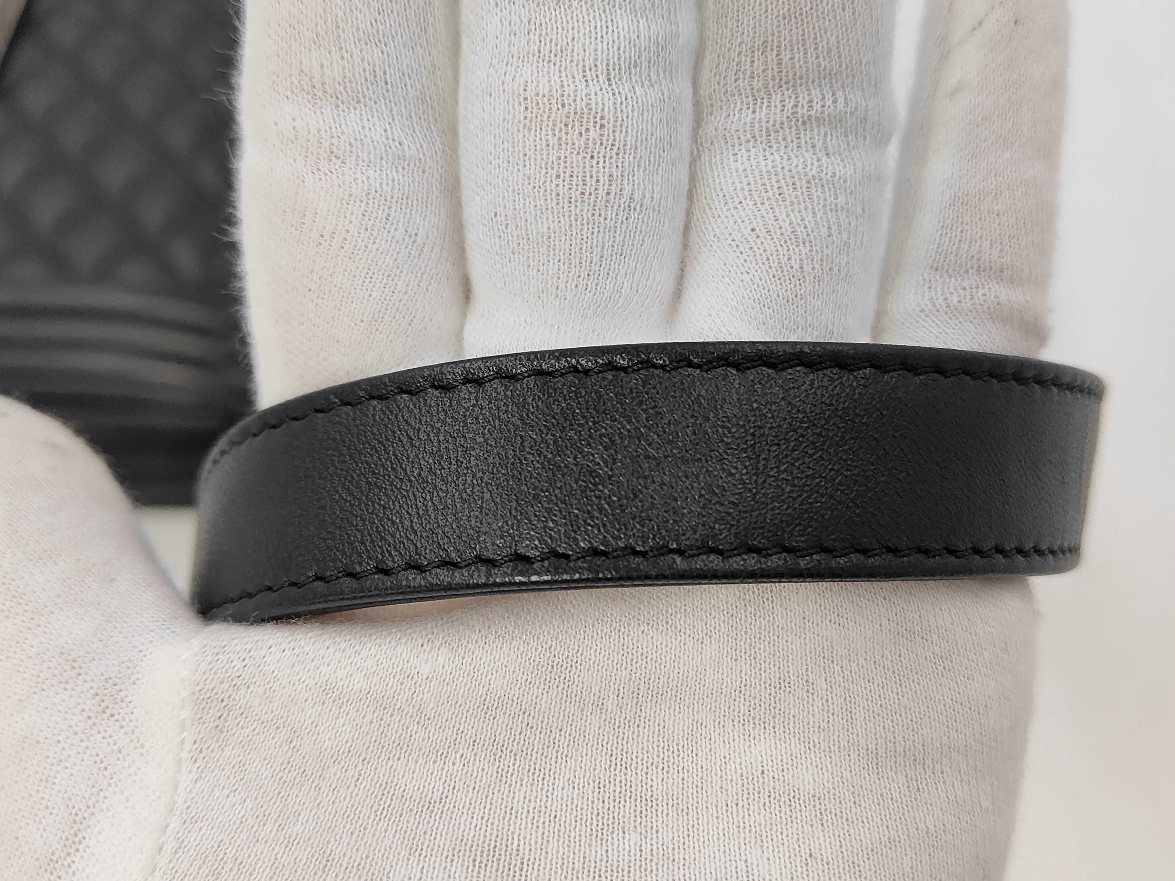Boy Chanel 25 Lambskin Shoulder Bag — view 6