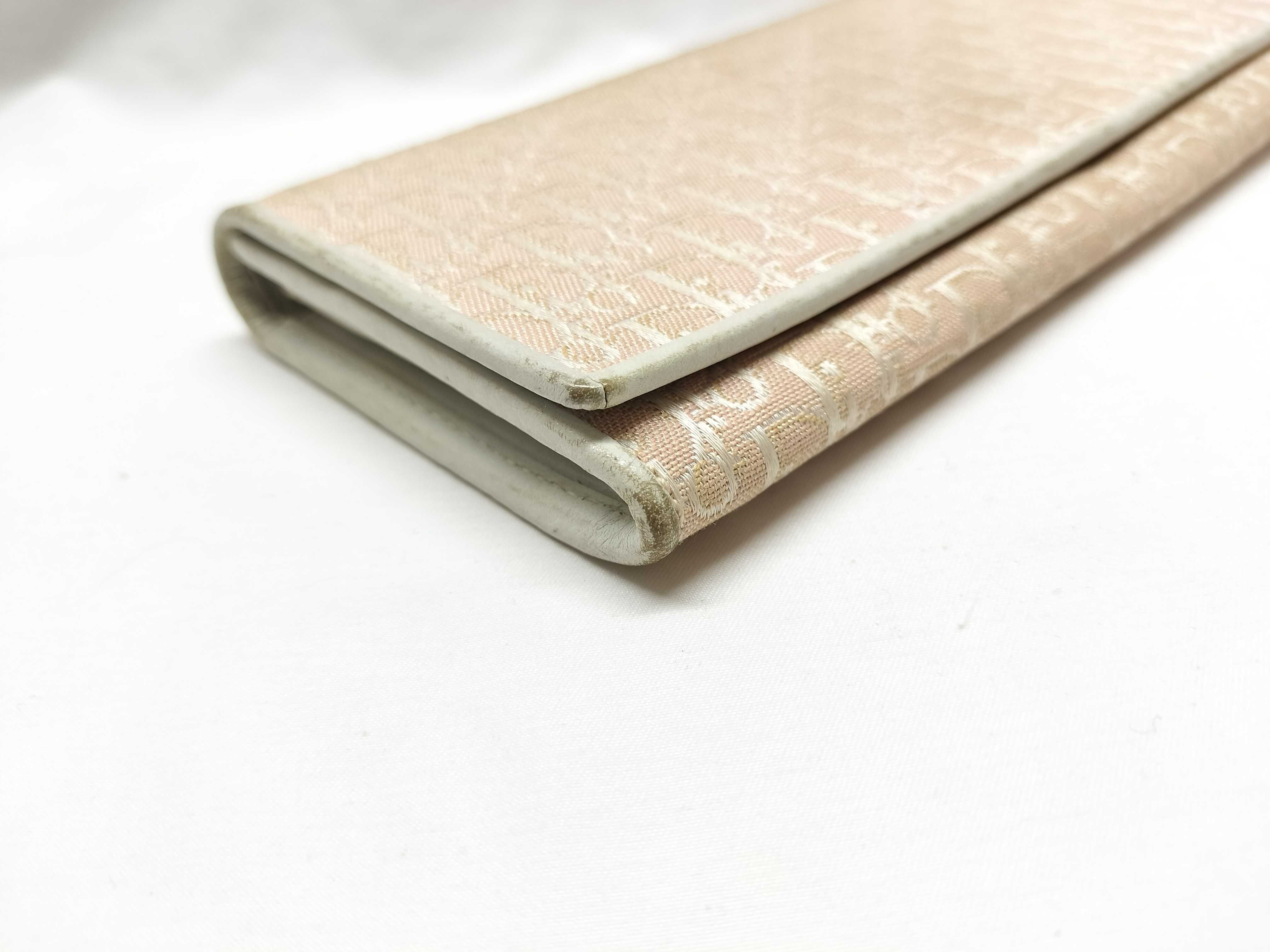 long wallet, pink wallet — view 5