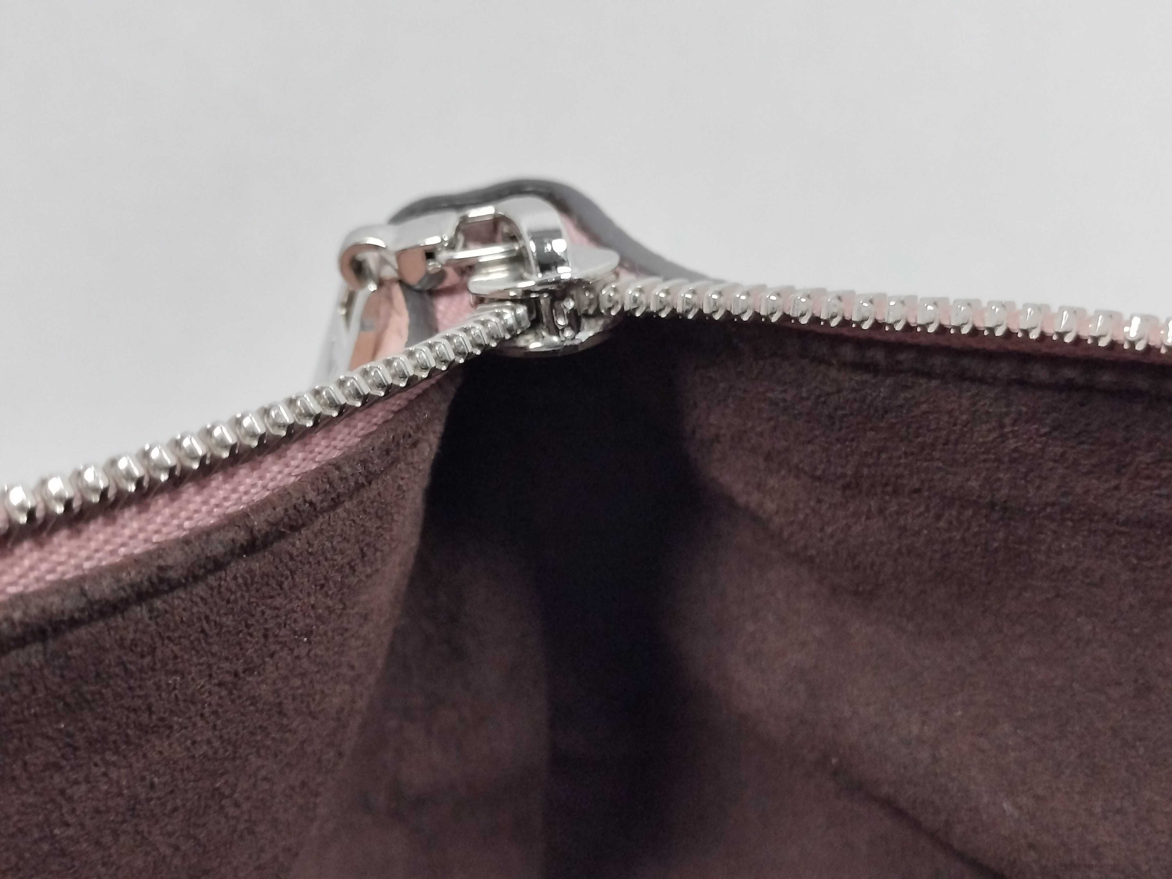 Mahina M55030 Haumea (Omea) Mahina Pink Louis Vuitton Handbag — view 10
