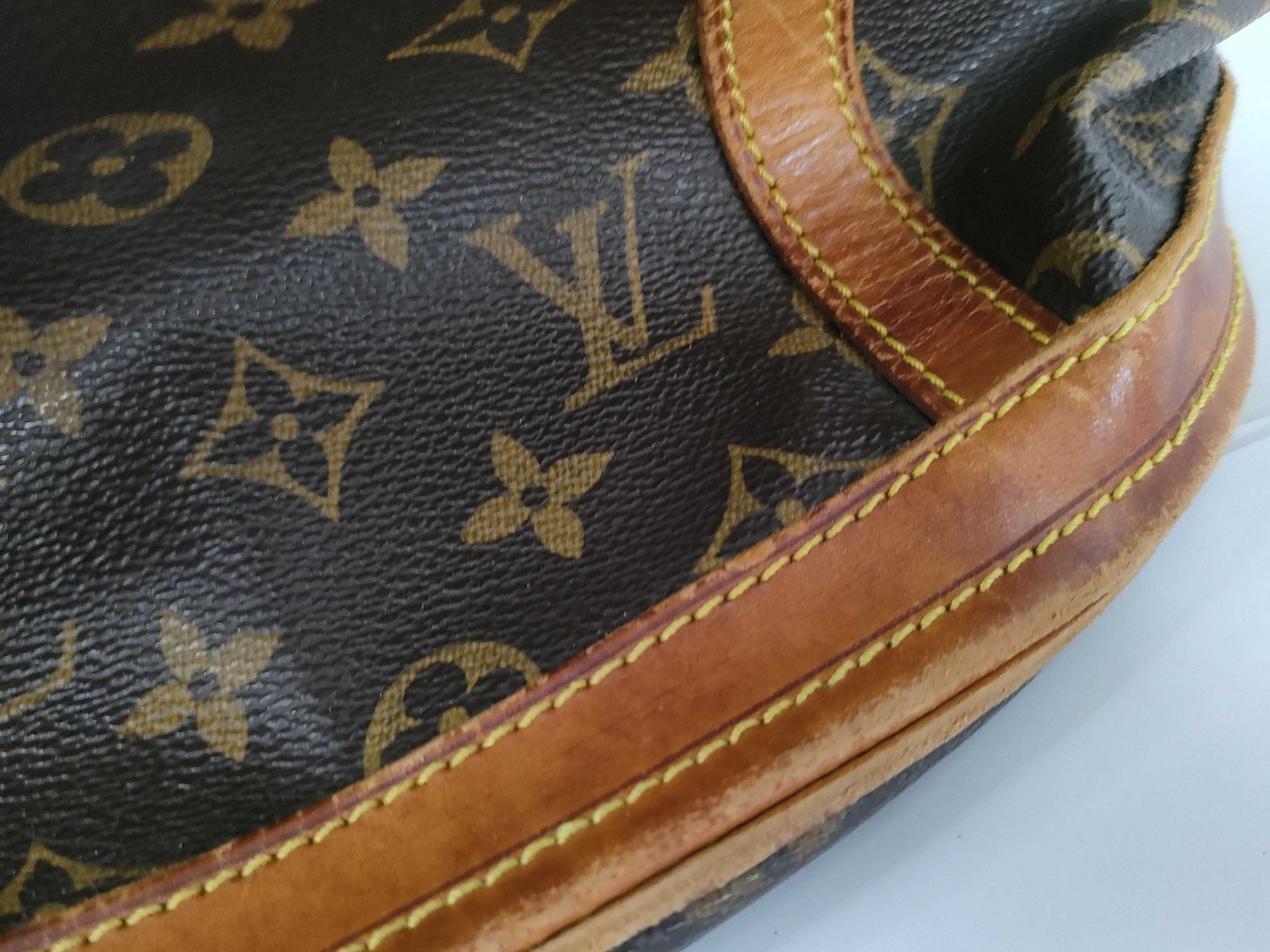 Monogram — view 13