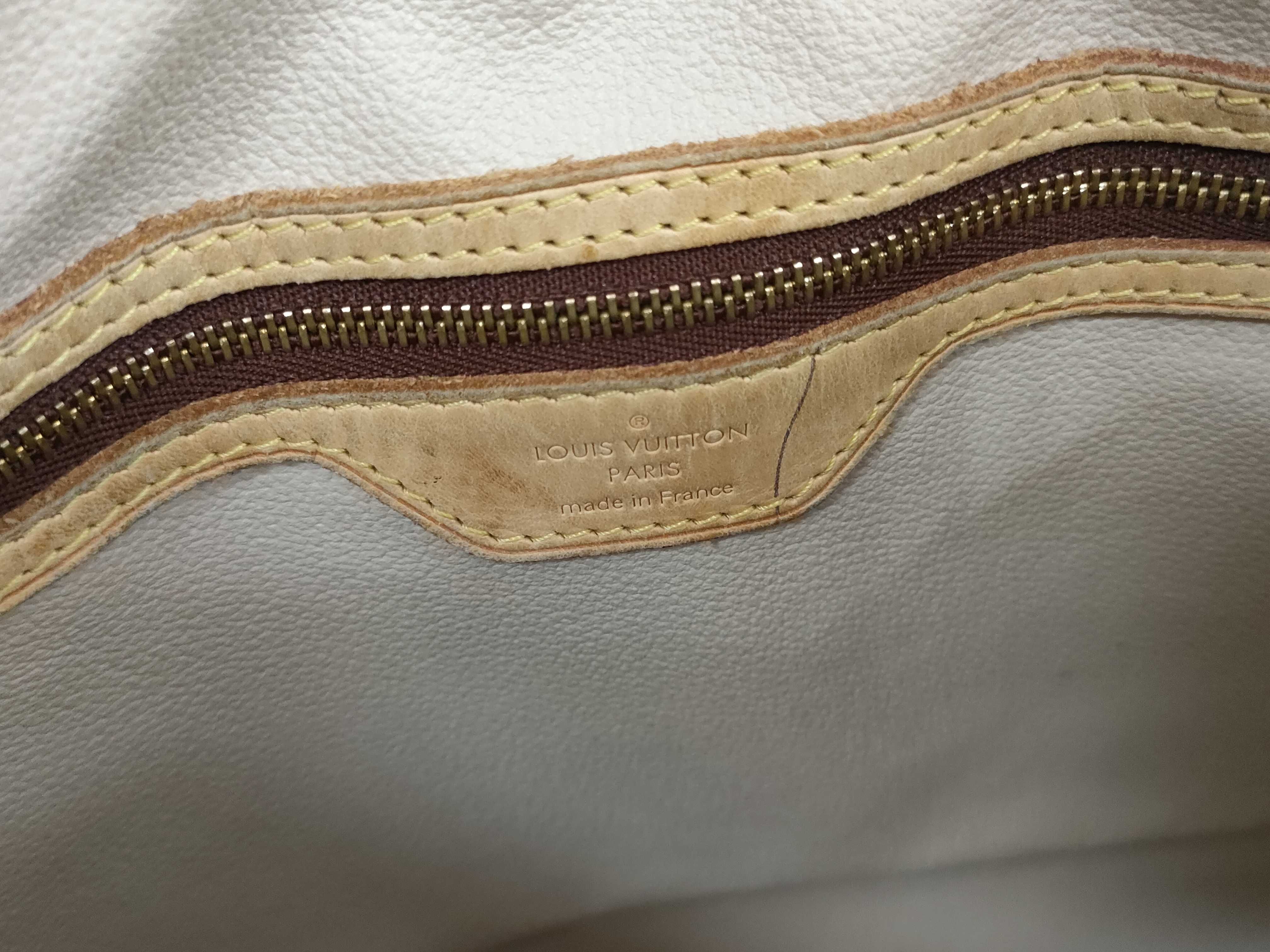Monogram — view 10